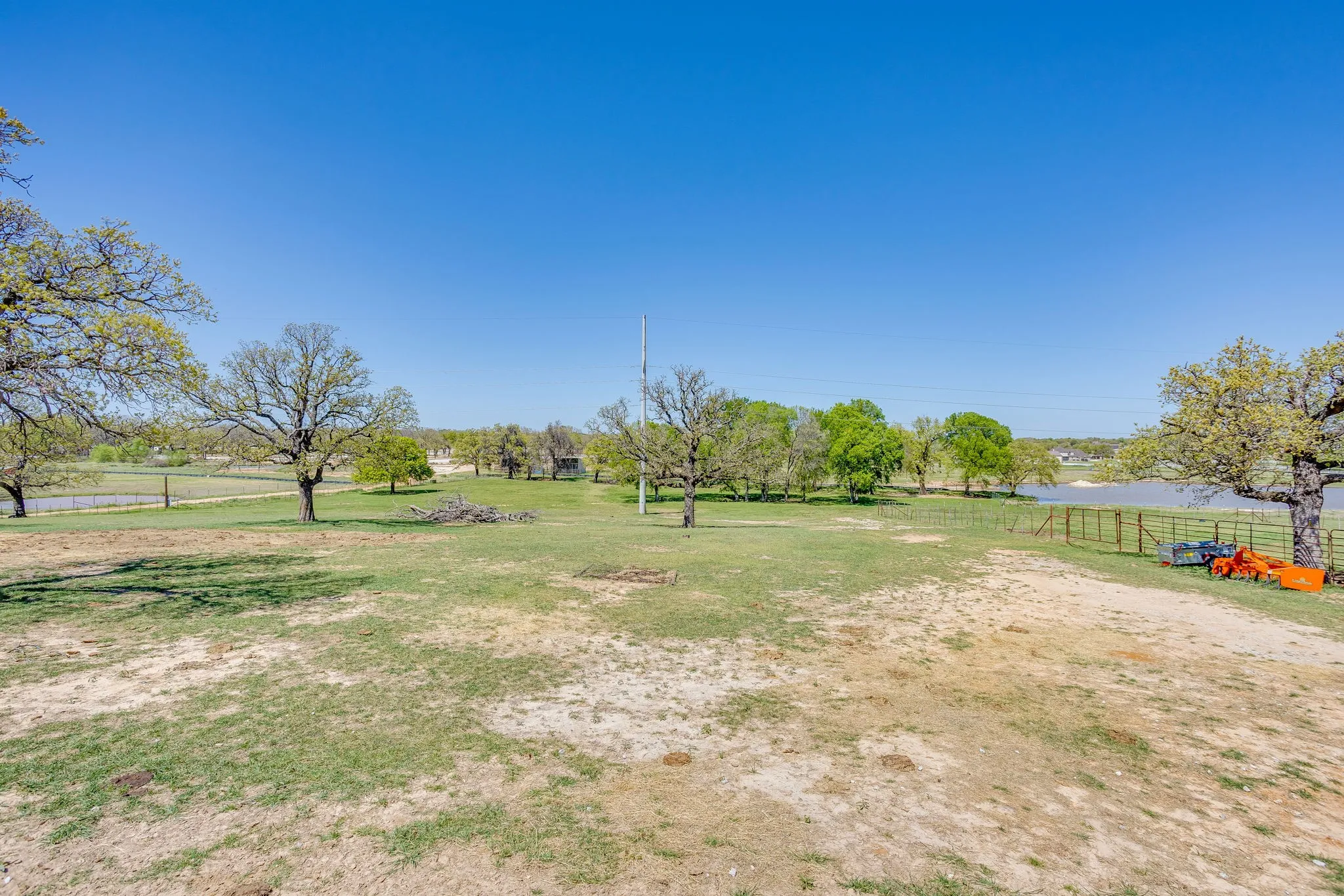 Office For Sale in Parker County , 2800 Ranger Highway, Weatherford, Texas 76088, 0, 0, Garage spaces, 0 Sqft, built in 2000, Preowned, Price $1,699,000, mls#21225186, Real Estate Agent in Weatherford, Homes For Sale in Parker county, Homes For Sale in Weatherford, Realtor in Weatherford Texas, Real Estate Brokerage Independent Realty Texas, Luminita Cordes Realtor