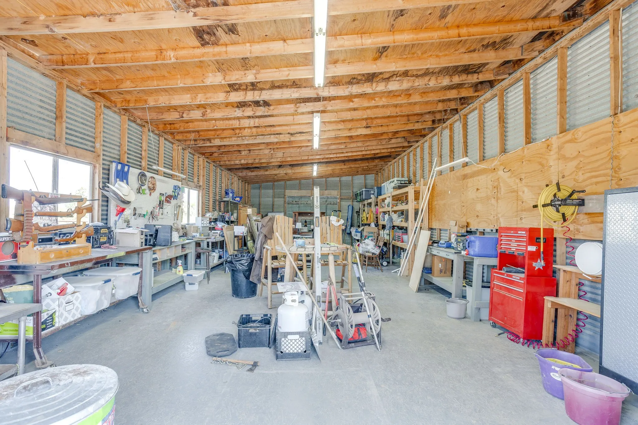 Office For Sale in Parker County , 2800 Ranger Highway, Weatherford, Texas 76088, 0, 0, Garage spaces, 0 Sqft, built in 2000, Preowned, Price $1,699,000, mls#21225186, Real Estate Agent in Weatherford, Homes For Sale in Parker county, Homes For Sale in Weatherford, Realtor in Weatherford Texas, Real Estate Brokerage Independent Realty Texas, Luminita Cordes Realtor