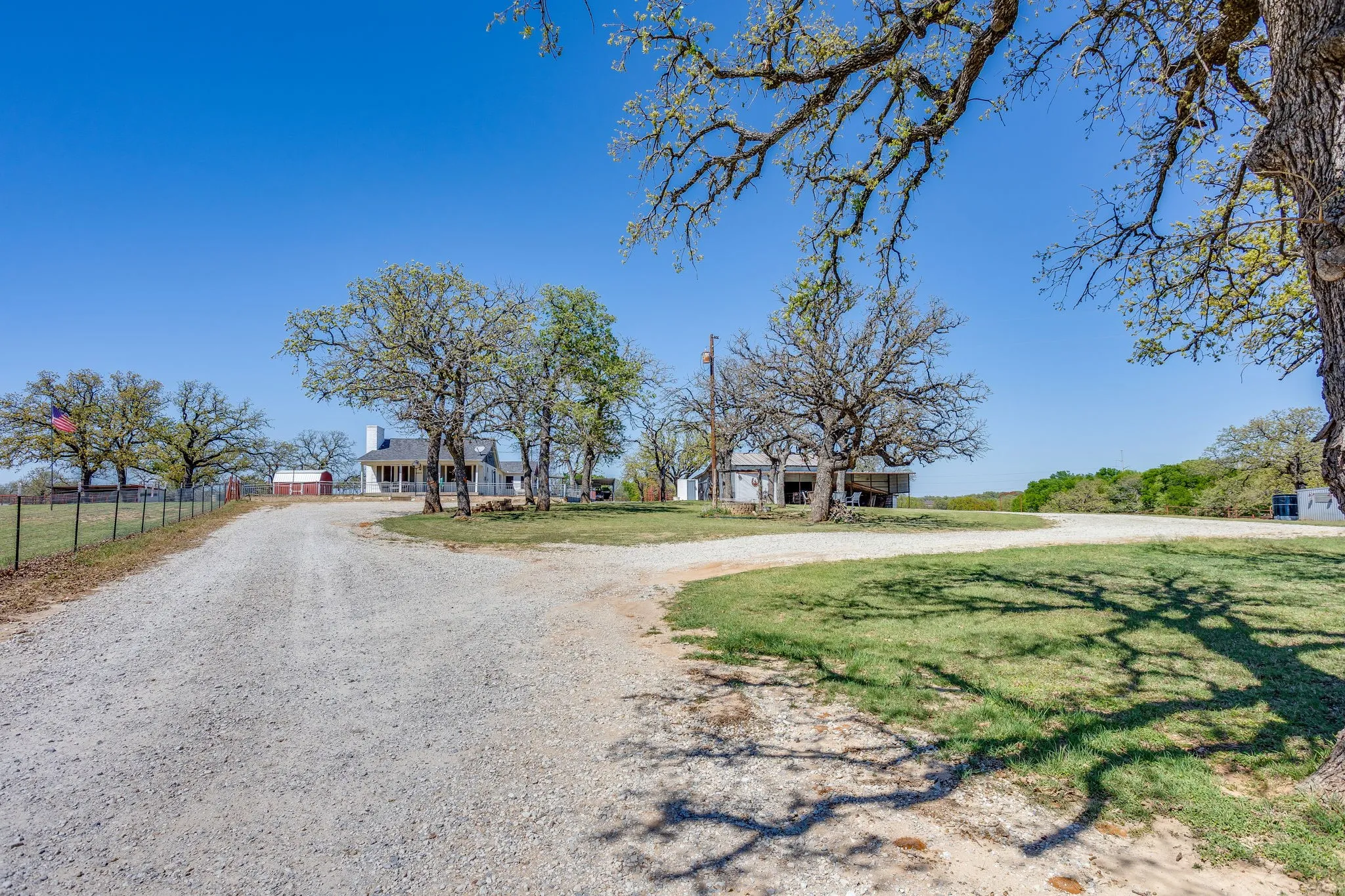 Office For Sale in Parker County , 2800 Ranger Highway, Weatherford, Texas 76088, 0, 0, Garage spaces, 0 Sqft, built in 2000, Preowned, Price $1,699,000, mls#21225186, Real Estate Agent in Weatherford, Homes For Sale in Parker county, Homes For Sale in Weatherford, Realtor in Weatherford Texas, Real Estate Brokerage Independent Realty Texas, Luminita Cordes Realtor