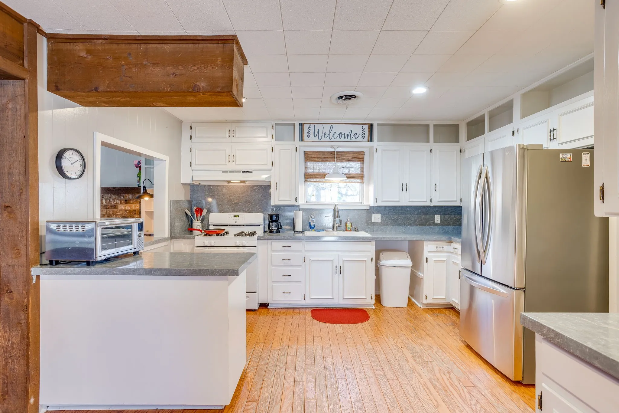 Office For Sale in Parker County , 2800 Ranger Highway, Weatherford, Texas 76088, 0, 0, Garage spaces, 0 Sqft, built in 2000, Preowned, Price $1,699,000, mls#21225186, Real Estate Agent in Weatherford, Homes For Sale in Parker county, Homes For Sale in Weatherford, Realtor in Weatherford Texas, Real Estate Brokerage Independent Realty Texas, Luminita Cordes Realtor
