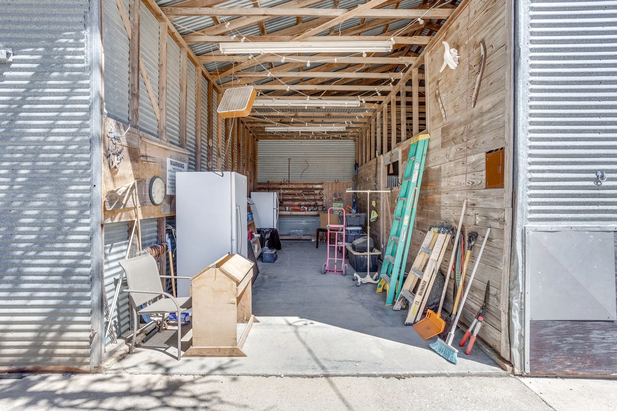Office For Sale in Parker County , 2800 Ranger Highway, Weatherford, Texas 76088, 0, 0, Garage spaces, 0 Sqft, built in 2000, Preowned, Price $1,699,000, mls#21225186, Real Estate Agent in Weatherford, Homes For Sale in Parker county, Homes For Sale in Weatherford, Realtor in Weatherford Texas, Real Estate Brokerage Independent Realty Texas, Luminita Cordes Realtor
