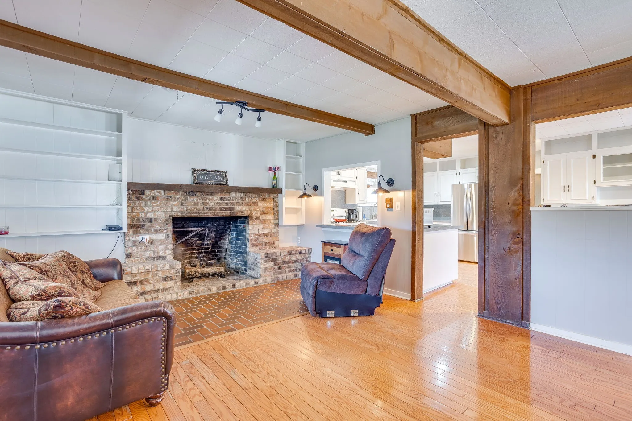 Office For Sale in Parker County , 2800 Ranger Highway, Weatherford, Texas 76088, 0, 0, Garage spaces, 0 Sqft, built in 2000, Preowned, Price $1,699,000, mls#21225186, Real Estate Agent in Weatherford, Homes For Sale in Parker county, Homes For Sale in Weatherford, Realtor in Weatherford Texas, Real Estate Brokerage Independent Realty Texas, Luminita Cordes Realtor