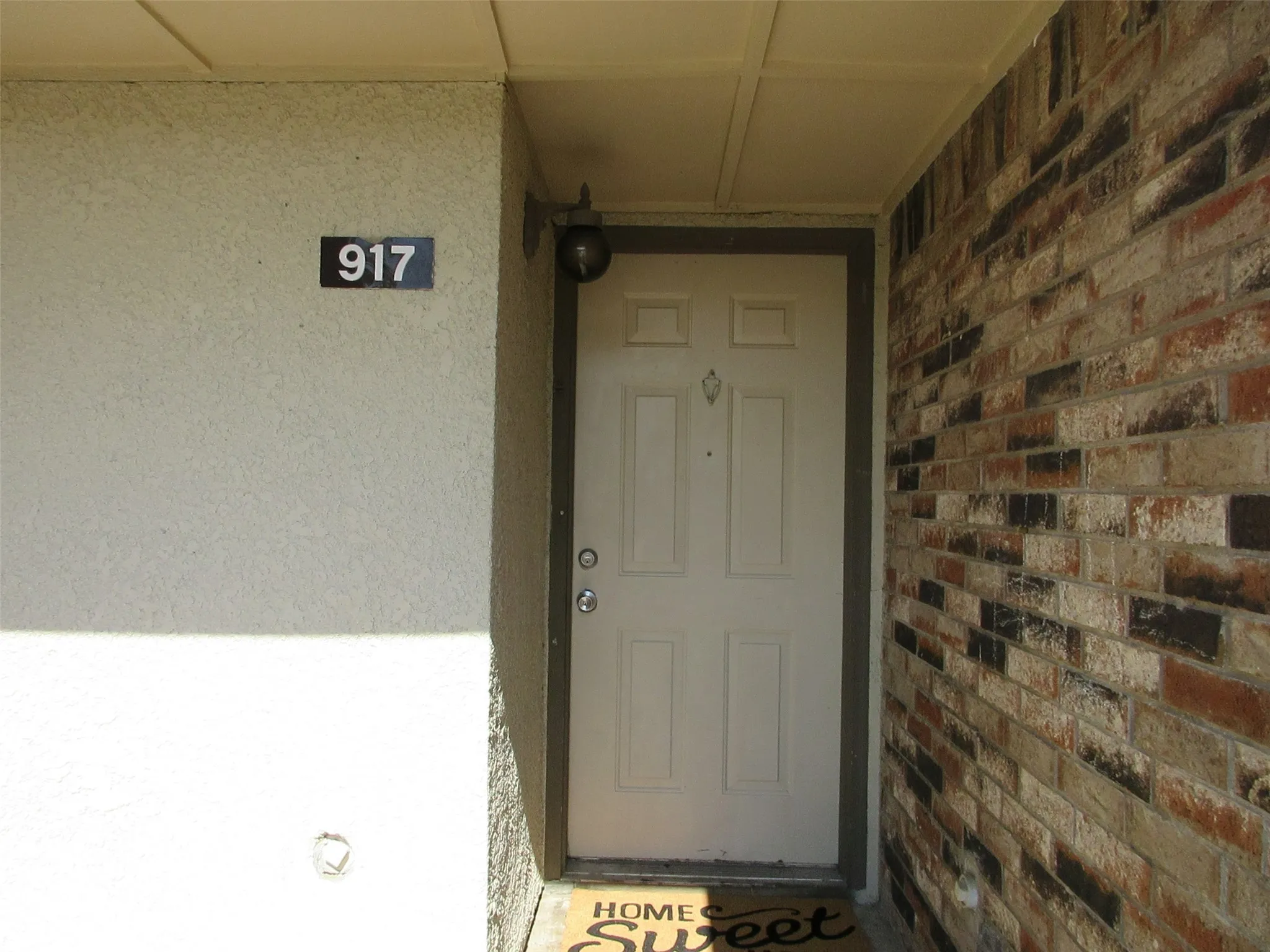Condominium For Sale in Dallas County , 917 Turtle Cove 138, Irving, Texas 75060, 2 Bedroom, 3 Bathroom, Garage spaces, 1,205 Sqft, built in 1982, Preowned, mls#21222669, Real Estate Agent in Irving, Homes For Sale in Dallas county, Homes For Sale in Irving, Realtor in Irving Texas, Real Estate Brokerage Independent Realty Texas, Luminita Cordes Realtor