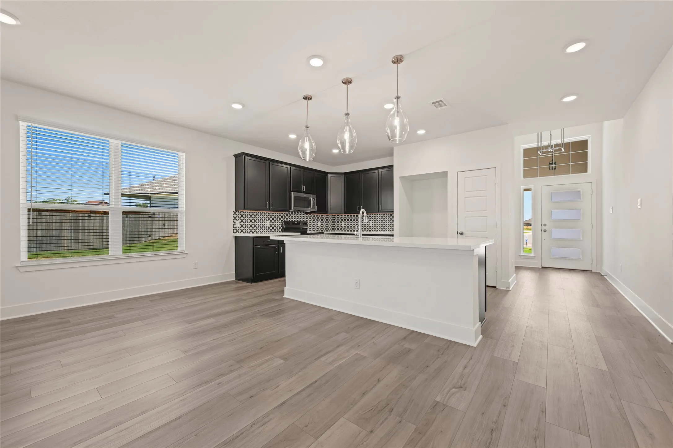 Single Family Residence For Sale in Mc Lennan County , 8024 Candy Lane, Waco, Texas 76708, 3 Bedroom, 2 Bathroom, 2 Garage spaces, 1,862 Sqft, built in 2026, mls#21225333, Real Estate Agent in Waco, Homes For Sale in Mc Lennan county, Homes For Sale in Waco, Realtor in Waco Texas, Real Estate Brokerage Independent Realty Texas, Luminita Cordes Realtor