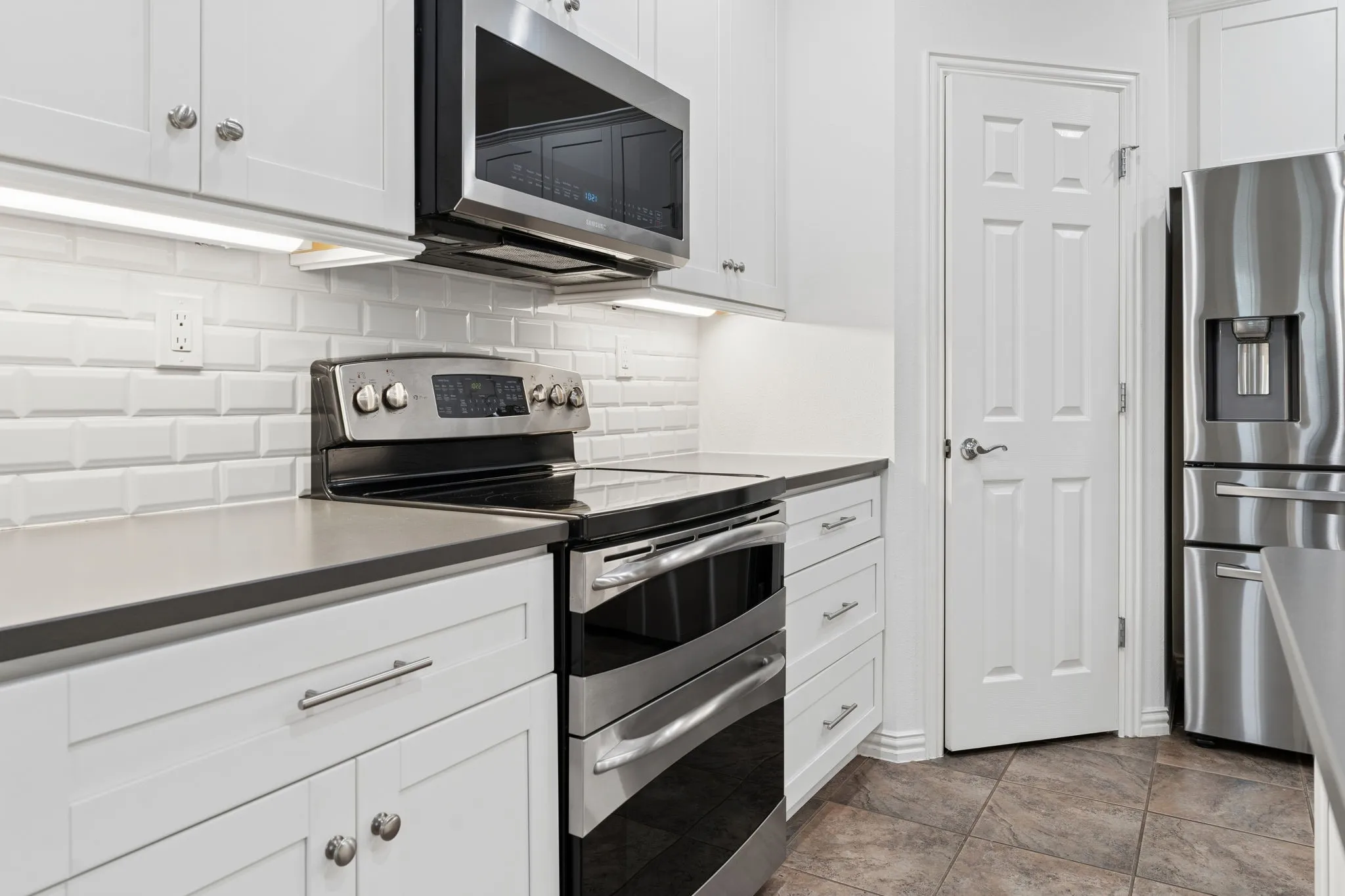 SS appliances, double oven, under cabinets lightings and many more