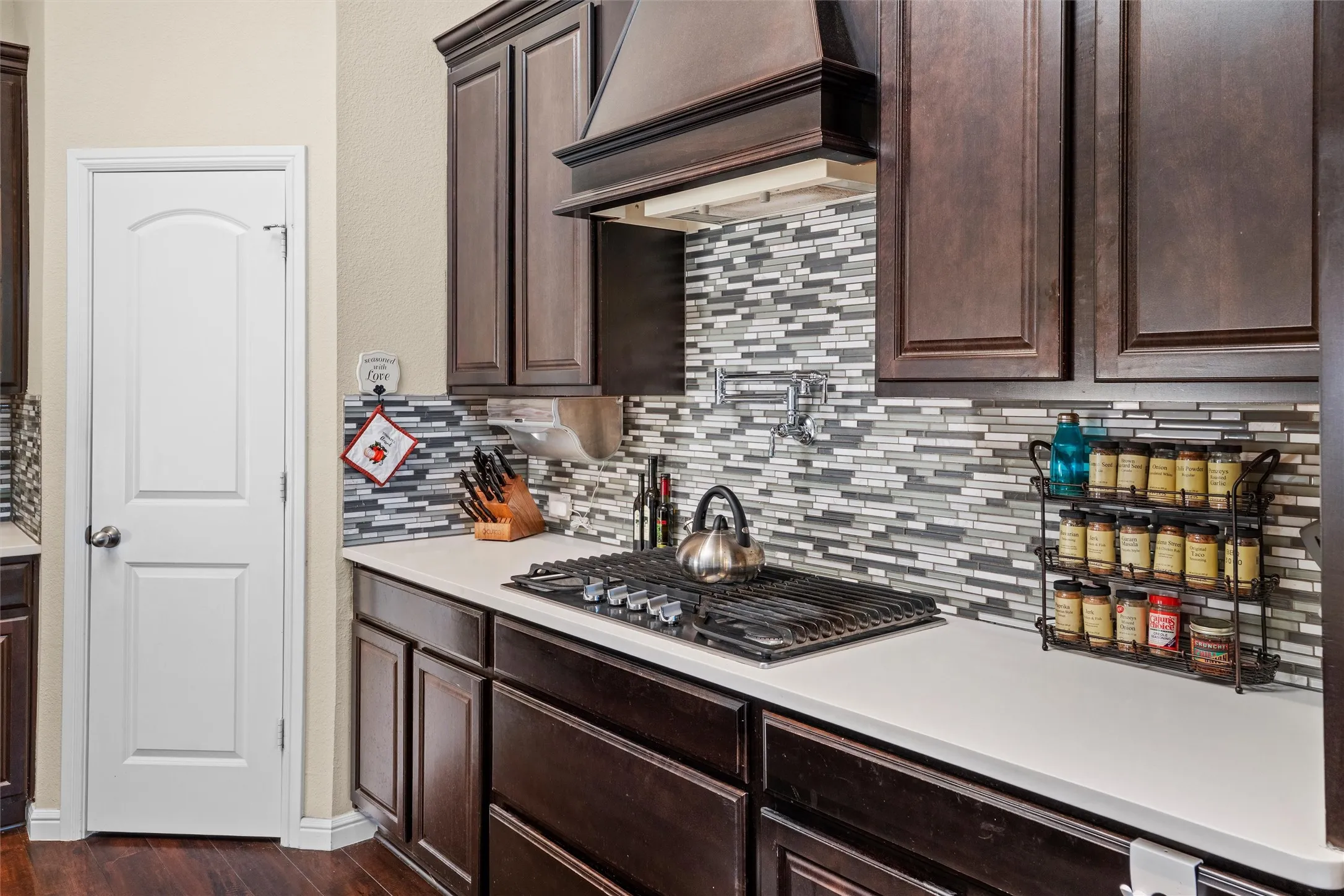 Single Family Residence For Sale in Denton County , 920 Goldenmist Drive, Little Elm, Texas 75068, 3 Bedroom, 3 Bathroom, 2 Garage spaces, 2,437 Sqft, built in 2014, Preowned, mls#21218287, Real Estate Agent in Little Elm, Homes For Sale in Denton county, Homes For Sale in Little Elm, Realtor in Little Elm Texas, Real Estate Brokerage Independent Realty Texas, Luminita Cordes Realtor