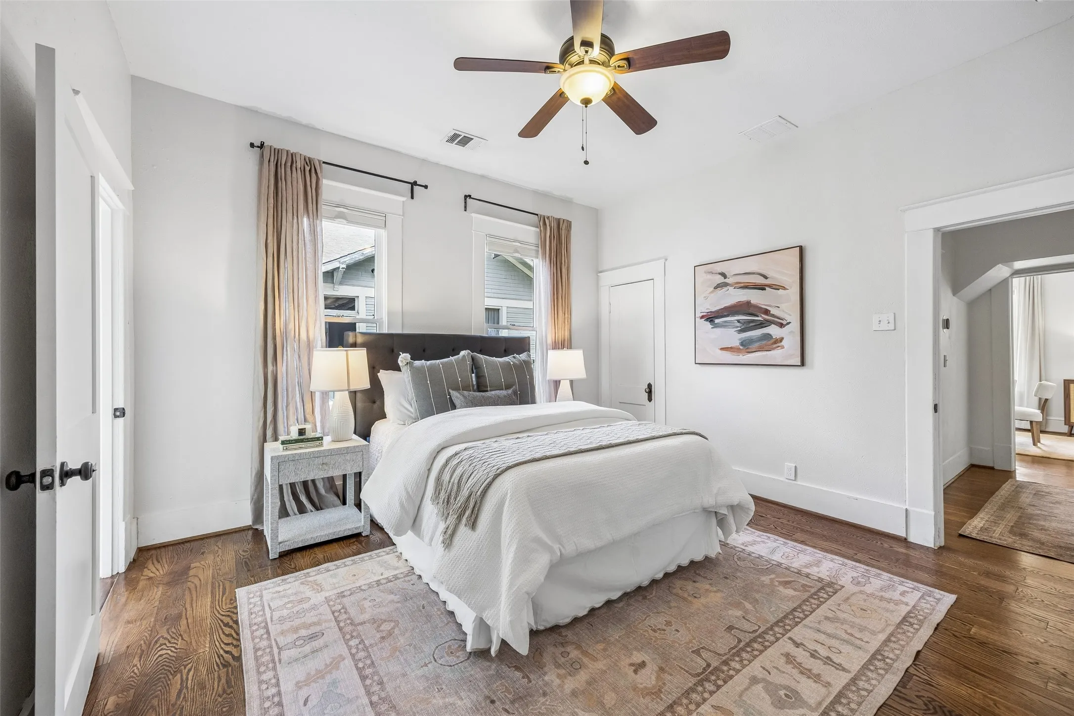 More large windows usher in cheerful natural light.