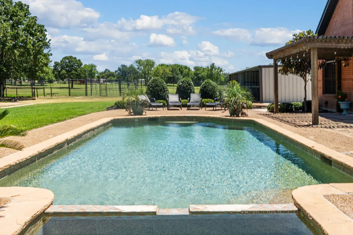 Single Family Residence For Sale in Van Zandt County , 1933 Vz County Road 2721, Mabank, Texas 75147, 5 Bedrooms, 4 Bathrooms, 3 Garage spaces, 3,433 Sqft, built in 1997, Price $1,695,000, mls#21225424, Real Estate Agent in Mabank, Homes For Sale in Van Zandt county, Homes For Sale in Mabank, Realtor in Mabank Texas, Real Estate Brokerage Independent Realty Texas, Luminita Cordes Realtor