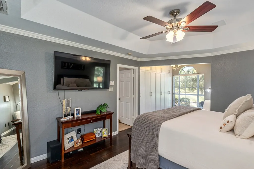 Single Family Residence For Sale in Van Zandt County , 1933 Vz County Road 2721, Mabank, Texas 75147, 5 Bedrooms, 4 Bathrooms, 3 Garage spaces, 3,433 Sqft, built in 1997, Price $1,695,000, mls#21225424, Real Estate Agent in Mabank, Homes For Sale in Van Zandt county, Homes For Sale in Mabank, Realtor in Mabank Texas, Real Estate Brokerage Independent Realty Texas, Luminita Cordes Realtor