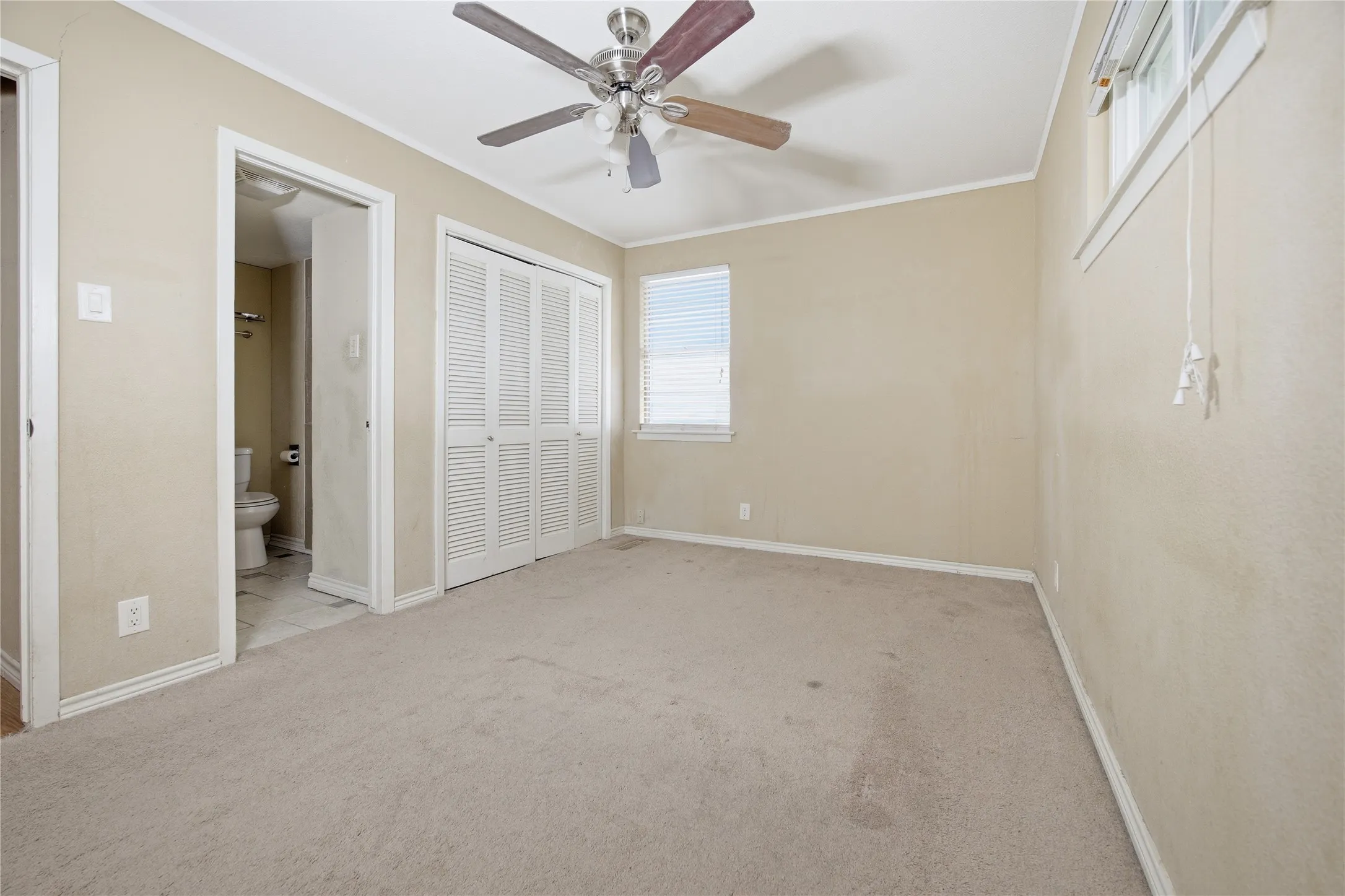 Fans in all bedrooms