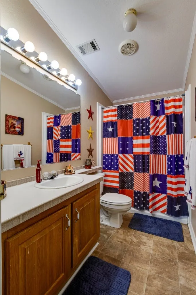 Mobile Home For Sale in Ellis County , 4880 WHITEHEAD Road, Midlothian, Texas 76065, 3 Bedroom, 2 Bathroom, Garage spaces, 1,664 Sqft, built in 2000, mls#21225449, Real Estate Agent in Midlothian, Homes For Sale in Ellis county, Homes For Sale in Midlothian, Realtor in Midlothian Texas, Real Estate Brokerage Independent Realty Texas, Luminita Cordes Realtor