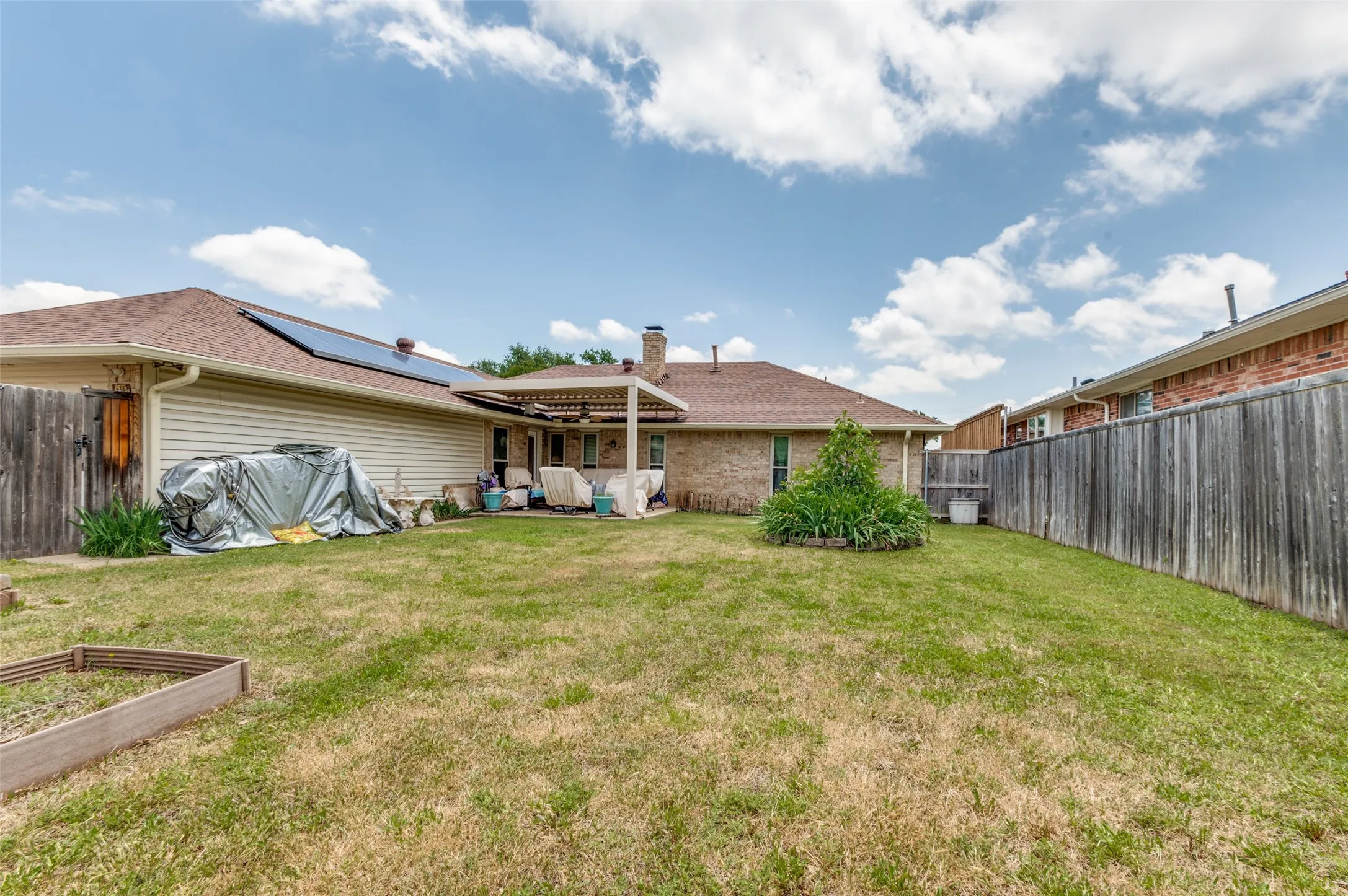 Single Family Residence For Sale in Denton County , 1513 Silverleaf Drive, Carrollton, Texas 75007, 3 Bedrooms, 2 Bathrooms, 2 Garage spaces, 1,960 Sqft, built in 1983, Price $439,000, mls#21225501, Real Estate Agent in Carrollton, Homes For Sale in Denton county, Homes For Sale in Carrollton, Realtor in Carrollton Texas, Real Estate Brokerage Independent Realty Texas, Luminita Cordes Realtor