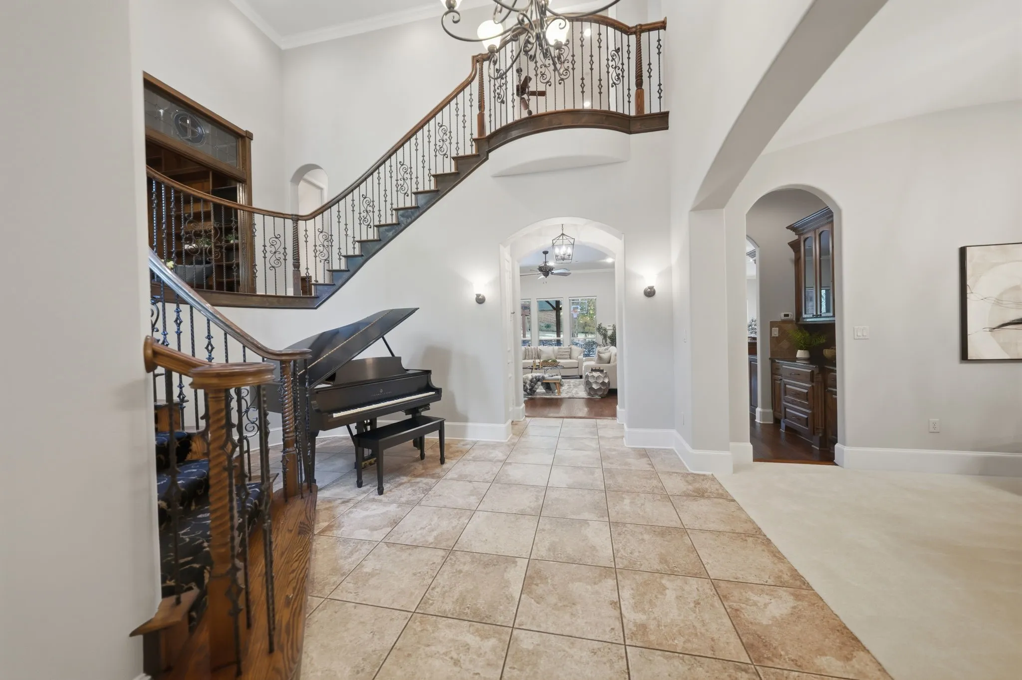 Single Family Residence For Sale in Dallas County , 14907 Lake Forest Drive, Addison, Texas 75254, 4 Bedroom, 5 Bathroom, 10 Garage spaces, 6,631 Sqft, built in 2009, mls#21225495, Real Estate Agent in Addison, Homes For Sale in Dallas county, Homes For Sale in Addison, Realtor in Addison Texas, Real Estate Brokerage Independent Realty Texas, Luminita Cordes Realtor