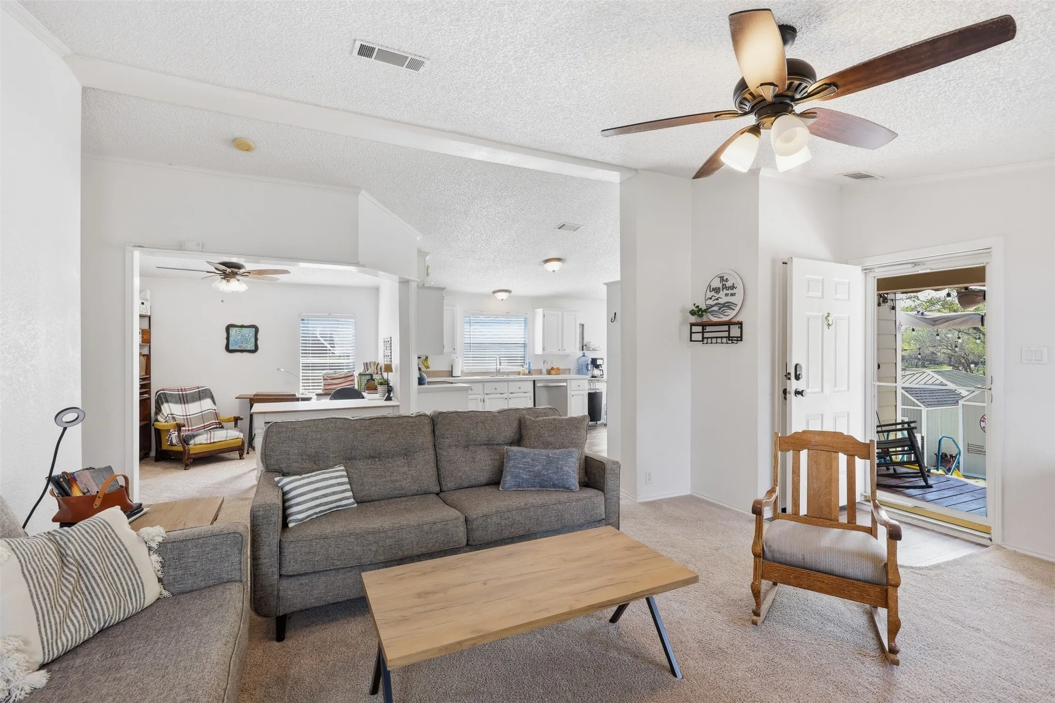 Single Family Residence For Sale in Parker County , 1105 E Lake Drive, Weatherford, Texas 76087, 3 Bedrooms, 2 Bathrooms, Garage spaces, 1,522 Sqft, built in 2001, Price $434,000, mls#21225508, Real Estate Agent in Weatherford, Homes For Sale in Parker county, Homes For Sale in Weatherford, Realtor in Weatherford Texas, Real Estate Brokerage Independent Realty Texas, Luminita Cordes Realtor