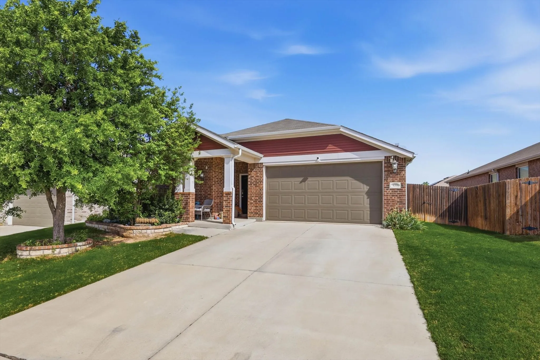 Single Family Residence For Sale in Tarrant County , 432 Cold Mountain Trail, Fort Worth, Texas 76131, 3 Bedroom, 2 Bathroom, 2 Garage spaces, 1,851 Sqft, built in 2017, mls#21195801, Real Estate Agent in Fort Worth, Homes For Sale in Tarrant county, Homes For Sale in Fort Worth, Realtor in Fort Worth Texas, Real Estate Brokerage Independent Realty Texas, Luminita Cordes Realtor