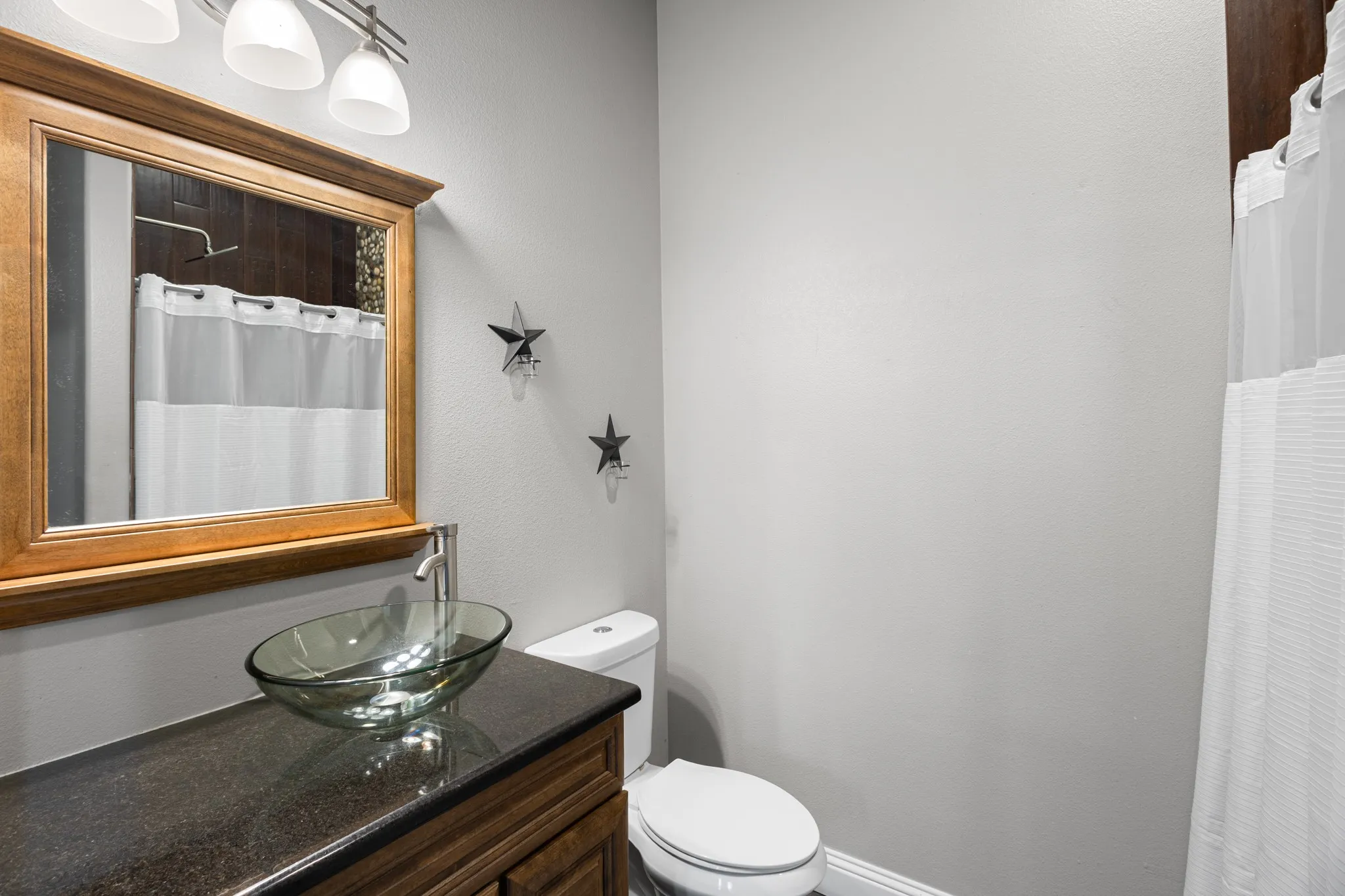 Single Family Residence For Sale in Wise County , 1395 Private Road 4011, Decatur, Texas 76234, 4 Bedroom, 6 Bathroom, 2 Garage spaces, 3,700 Sqft, built in 2016, mls#21222732, Real Estate Agent in Decatur, Homes For Sale in Wise county, Homes For Sale in Decatur, Realtor in Decatur Texas, Real Estate Brokerage Independent Realty Texas, Luminita Cordes Realtor