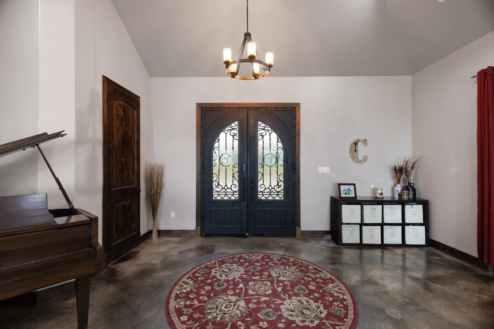 Single Family Residence For Sale in Wise County , 1395 Private Road 4011, Decatur, Texas 76234, 4 Bedroom, 6 Bathroom, 2 Garage spaces, 3,700 Sqft, built in 2016, mls#21222732, Real Estate Agent in Decatur, Homes For Sale in Wise county, Homes For Sale in Decatur, Realtor in Decatur Texas, Real Estate Brokerage Independent Realty Texas, Luminita Cordes Realtor