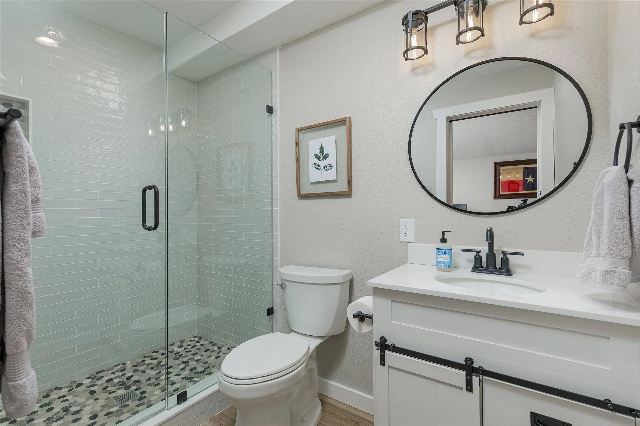 Office/Guest House Full Bath