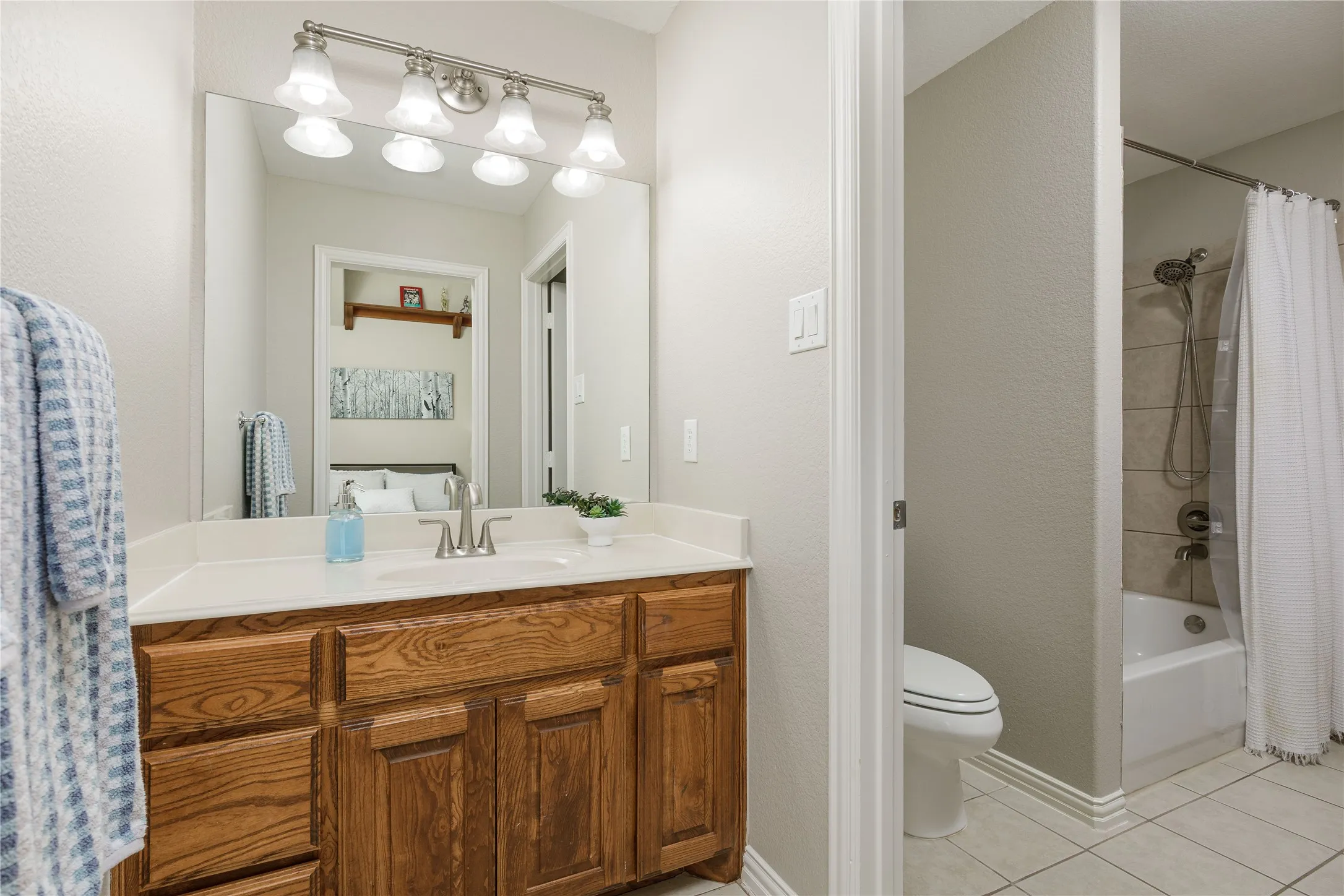 Single Family Residence For Sale in Collin County , 11030 Wild Rose Lane, Anna, Texas 75409, 7 Bedroom, 7 Bathroom, 7 Garage spaces, 5,247 Sqft, built in 2003, Preowned, mls#21210636, Real Estate Agent in Anna, Homes For Sale in Collin county, Homes For Sale in Anna, Realtor in Anna Texas, Real Estate Brokerage Independent Realty Texas, Luminita Cordes Realtor