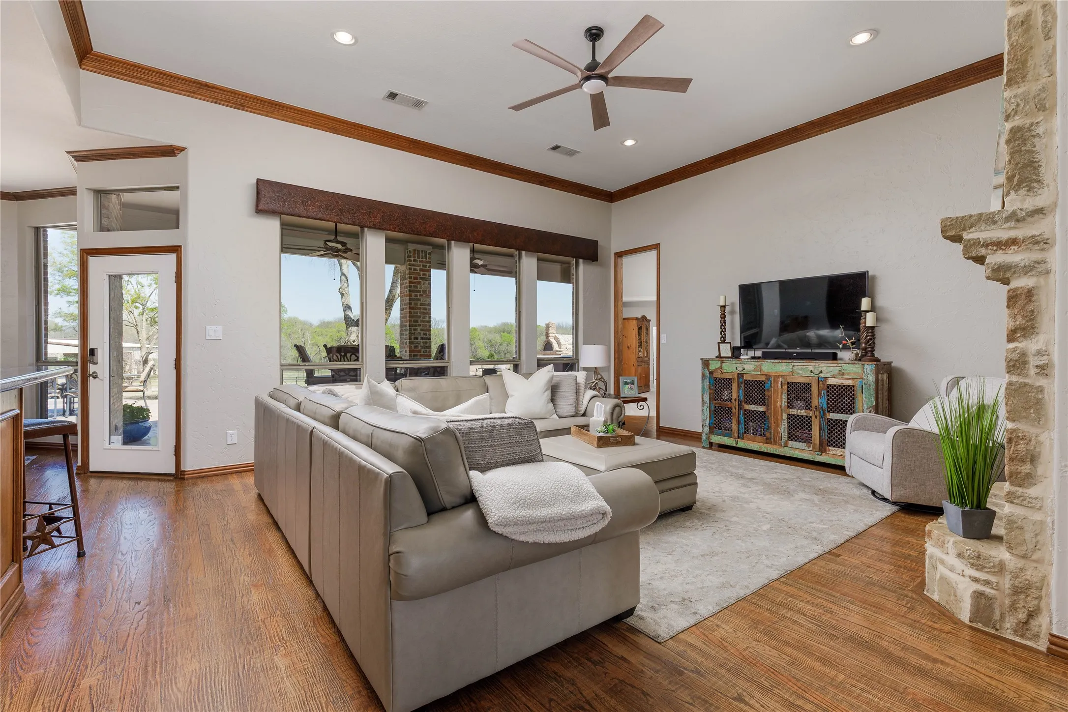 Single Family Residence For Sale in Collin County , 11030 Wild Rose Lane, Anna, Texas 75409, 7 Bedroom, 7 Bathroom, 7 Garage spaces, 5,247 Sqft, built in 2003, Preowned, mls#21210636, Real Estate Agent in Anna, Homes For Sale in Collin county, Homes For Sale in Anna, Realtor in Anna Texas, Real Estate Brokerage Independent Realty Texas, Luminita Cordes Realtor