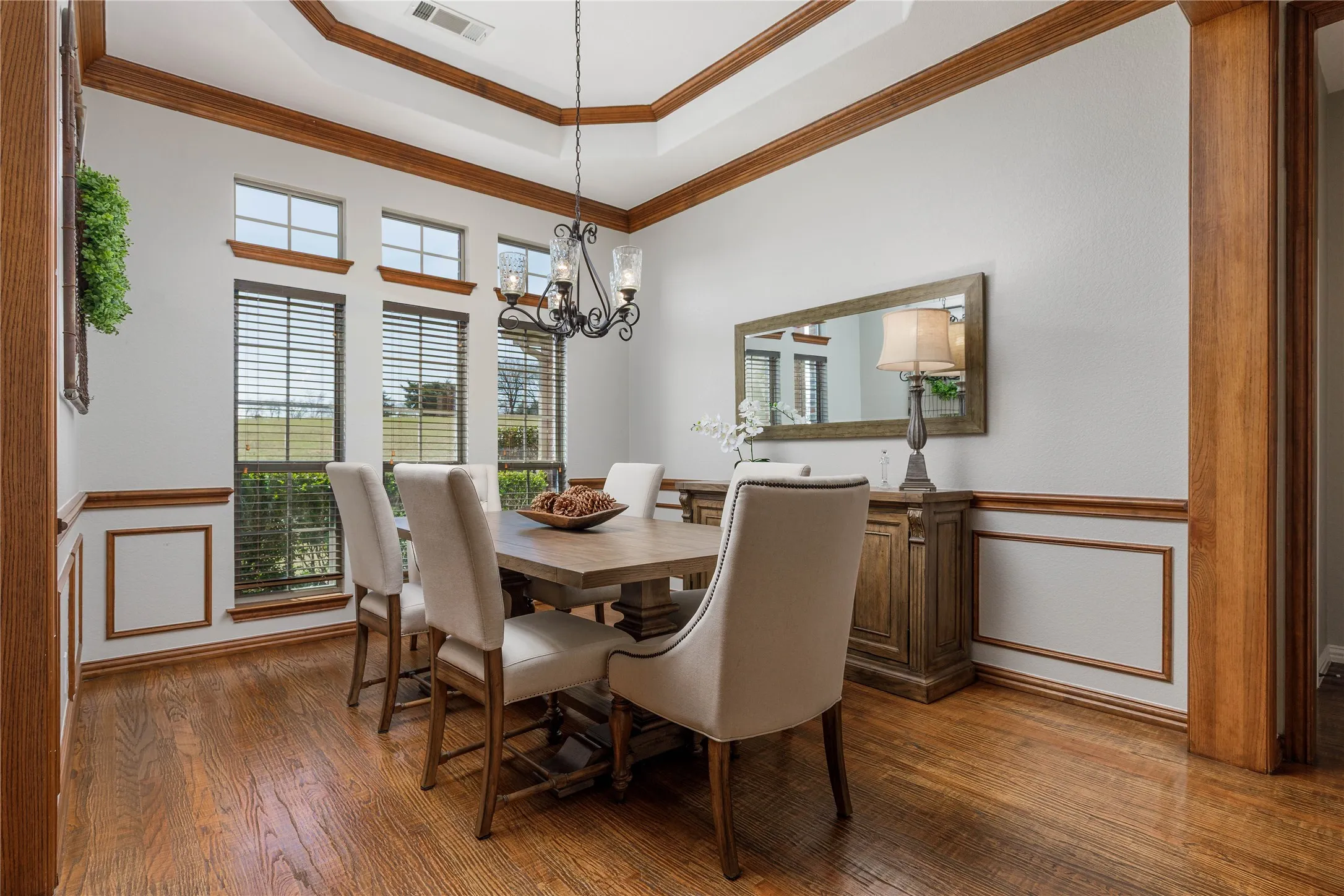 Single Family Residence For Sale in Collin County , 11030 Wild Rose Lane, Anna, Texas 75409, 7 Bedroom, 7 Bathroom, 7 Garage spaces, 5,247 Sqft, built in 2003, Preowned, mls#21210636, Real Estate Agent in Anna, Homes For Sale in Collin county, Homes For Sale in Anna, Realtor in Anna Texas, Real Estate Brokerage Independent Realty Texas, Luminita Cordes Realtor