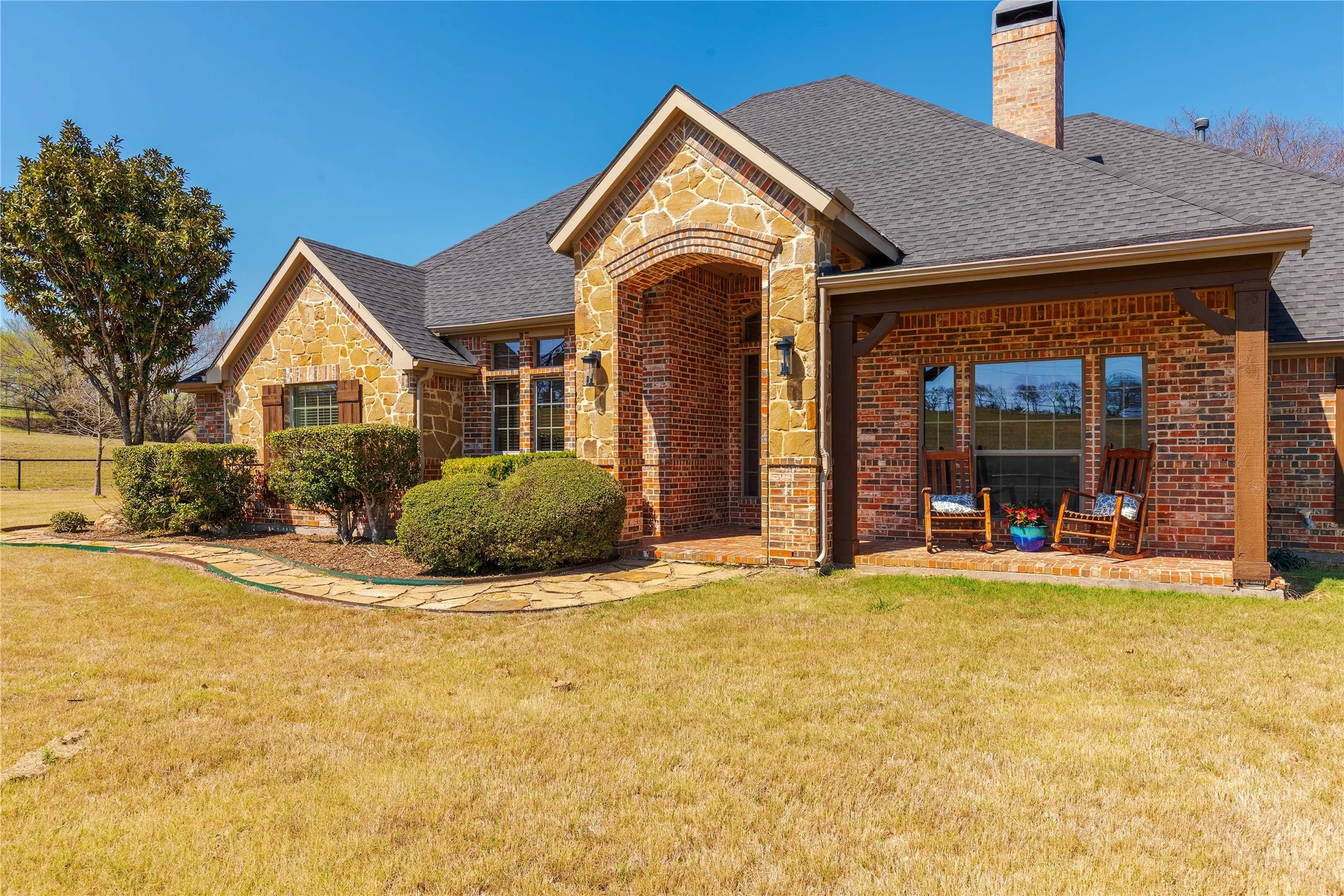 Single Family Residence For Sale in Collin County , 11030 Wild Rose Lane, Anna, Texas 75409, 7 Bedroom, 7 Bathroom, 7 Garage spaces, 5,247 Sqft, built in 2003, Preowned, mls#21210636, Real Estate Agent in Anna, Homes For Sale in Collin county, Homes For Sale in Anna, Realtor in Anna Texas, Real Estate Brokerage Independent Realty Texas, Luminita Cordes Realtor