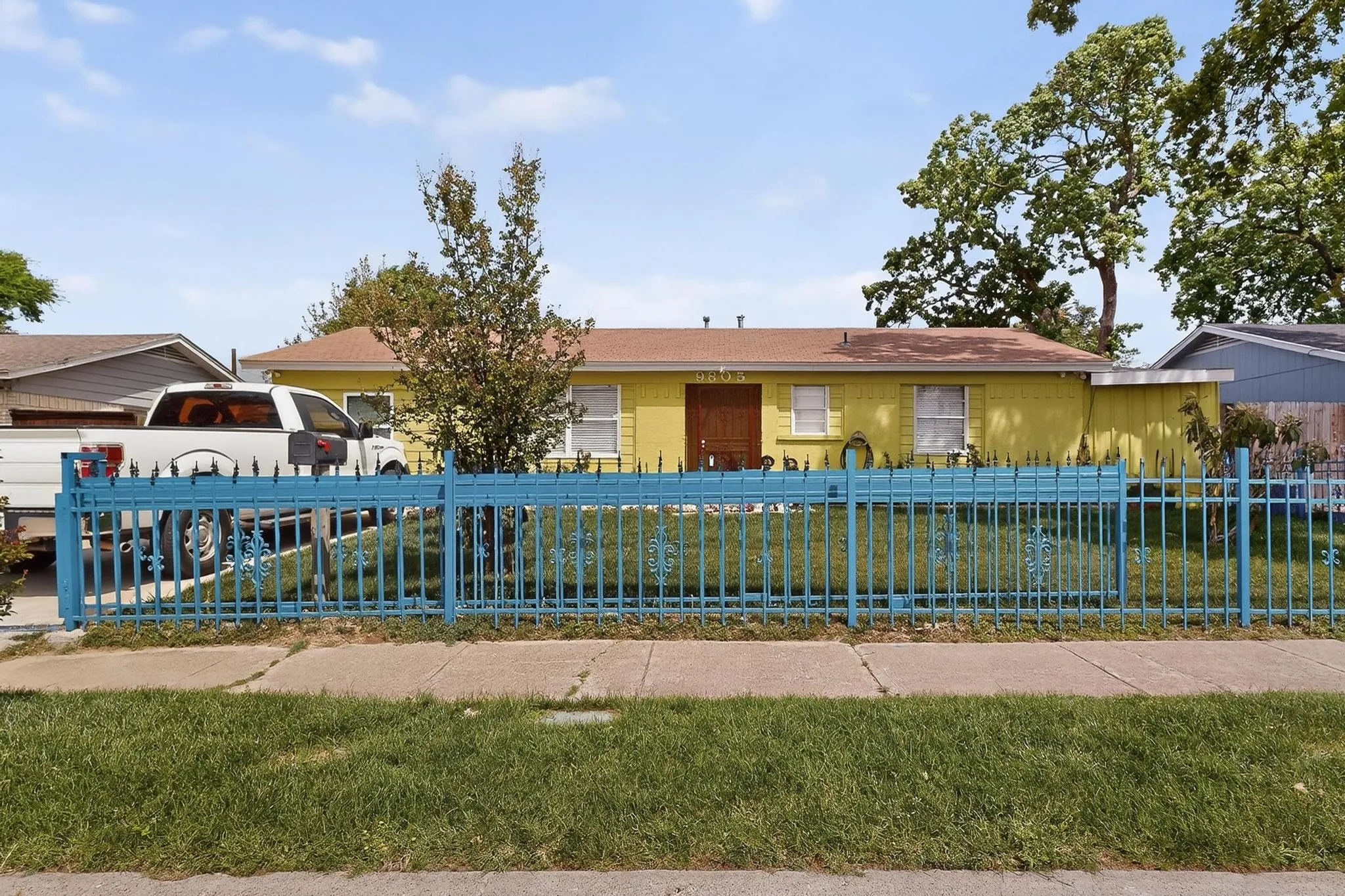 Single Family Residence For Sale in Dallas County , 9805 Grady Lane, Dallas, Texas 75217, 3 Bedroom, 2 Bathroom, Garage spaces, 1,155 Sqft, built in 1970, mls#21215538, Real Estate Agent in Dallas, Homes For Sale in Dallas county, Homes For Sale in Dallas, Realtor in Dallas Texas, Real Estate Brokerage Independent Realty Texas, Luminita Cordes Realtor