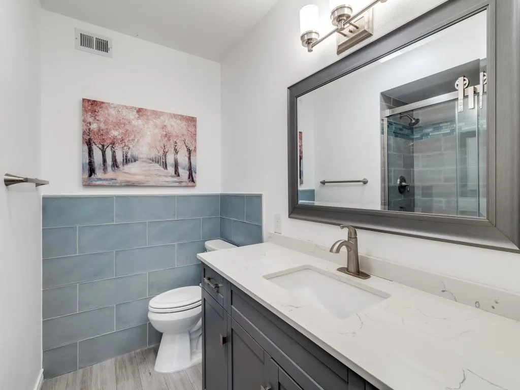 Condominium For Sale in Dallas County , 8550 Fair Oaks Crossing 115, Dallas, Texas 75243, 2 Bedroom, 3 Bathroom, 1 Garage spaces, 1,121 Sqft, built in 1982, Preowned, mls#21223370, Real Estate Agent in Dallas, Homes For Sale in Dallas county, Homes For Sale in Dallas, Realtor in Dallas Texas, Real Estate Brokerage Independent Realty Texas, Luminita Cordes Realtor