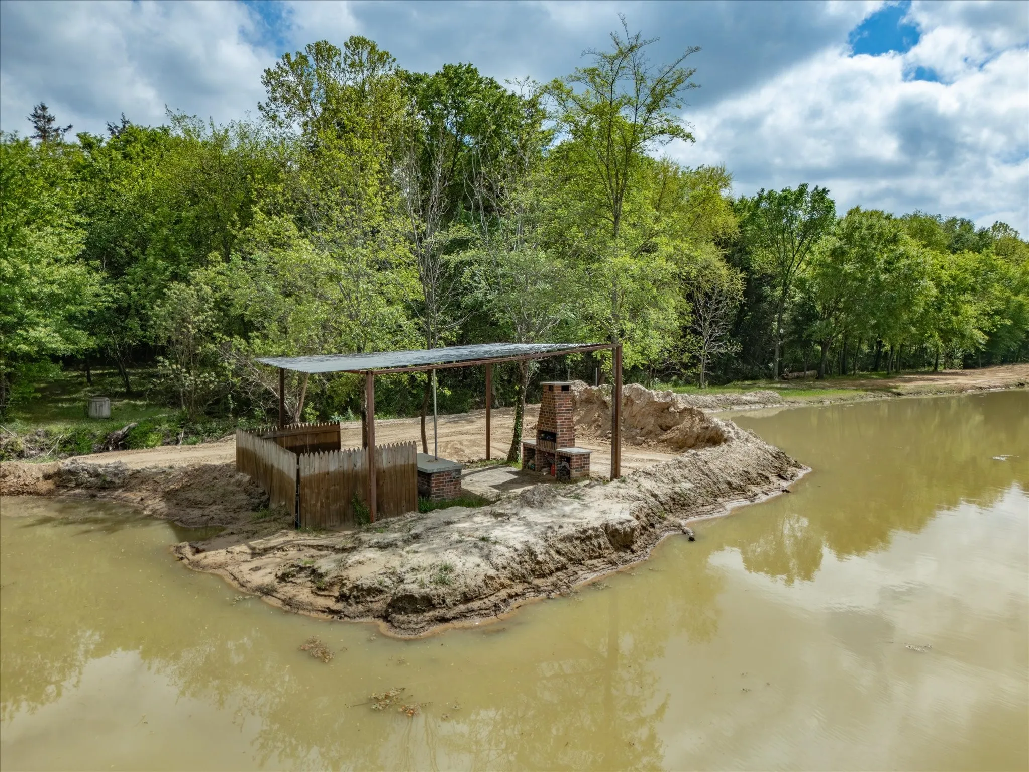 Single Family Residence For Sale in Van Zandt County , 603 S Houston Street, Edgewood, Texas 75117, 7 Bedrooms, 4 Bathrooms, 10 Garage spaces, 3,645 Sqft, built in 2025, Preowned, Price $1,249,000, mls#21221887, Real Estate Agent in Edgewood, Homes For Sale in Van Zandt county, Homes For Sale in Edgewood, Realtor in Edgewood Texas, Real Estate Brokerage Independent Realty Texas, Luminita Cordes Realtor