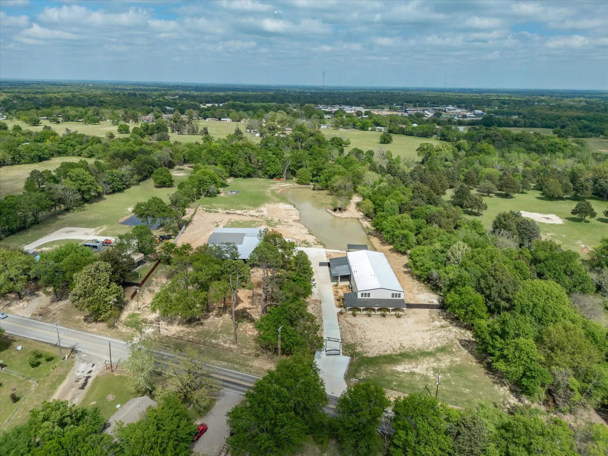 Single Family Residence For Sale in Van Zandt County , 603 S Houston Street, Edgewood, Texas 75117, 7 Bedrooms, 4 Bathrooms, 10 Garage spaces, 3,645 Sqft, built in 2025, Preowned, Price $1,249,000, mls#21221887, Real Estate Agent in Edgewood, Homes For Sale in Van Zandt county, Homes For Sale in Edgewood, Realtor in Edgewood Texas, Real Estate Brokerage Independent Realty Texas, Luminita Cordes Realtor