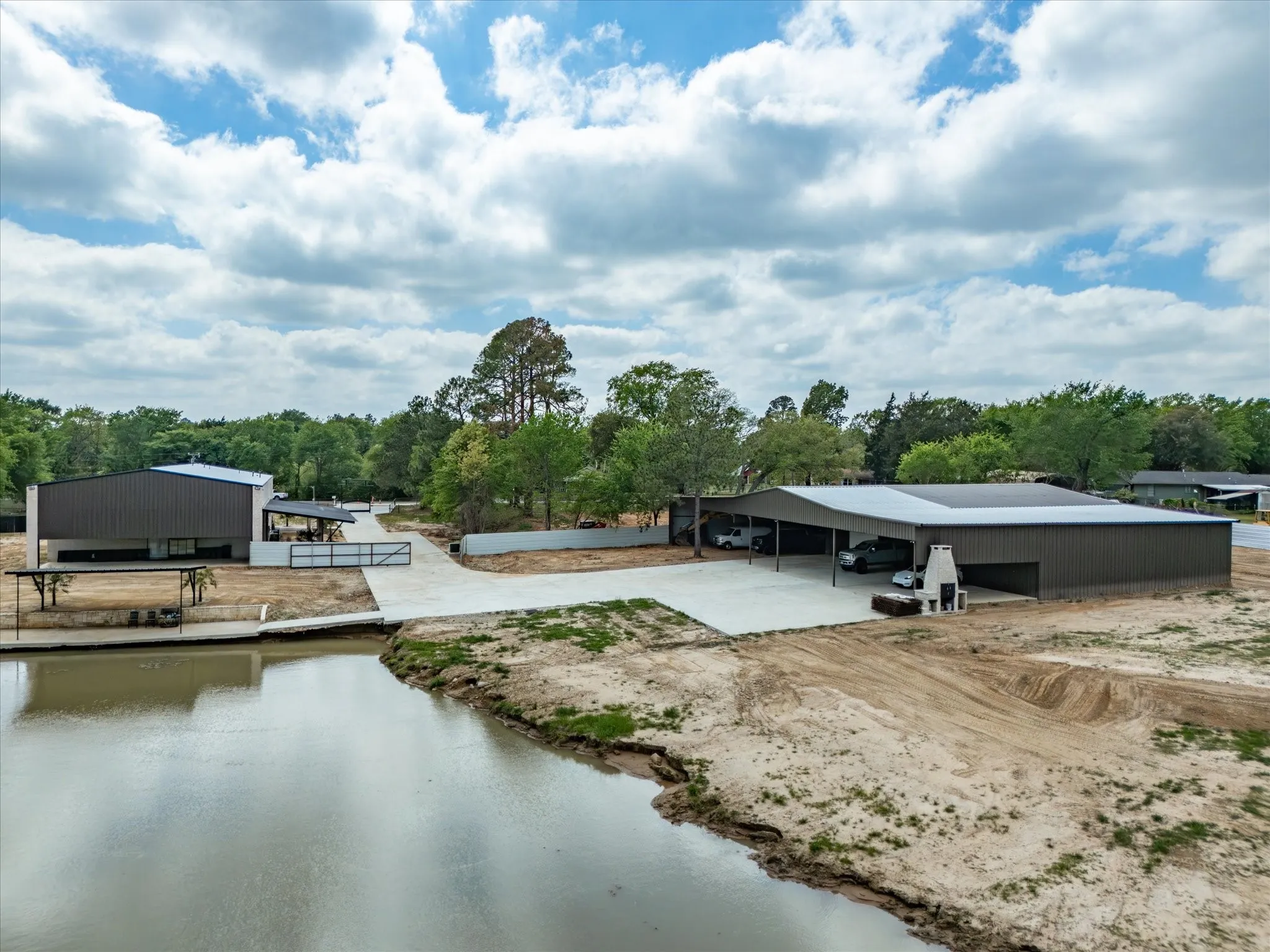 Single Family Residence For Sale in Van Zandt County , 603 S Houston Street, Edgewood, Texas 75117, 7 Bedrooms, 4 Bathrooms, 10 Garage spaces, 3,645 Sqft, built in 2025, Preowned, Price $1,249,000, mls#21221887, Real Estate Agent in Edgewood, Homes For Sale in Van Zandt county, Homes For Sale in Edgewood, Realtor in Edgewood Texas, Real Estate Brokerage Independent Realty Texas, Luminita Cordes Realtor