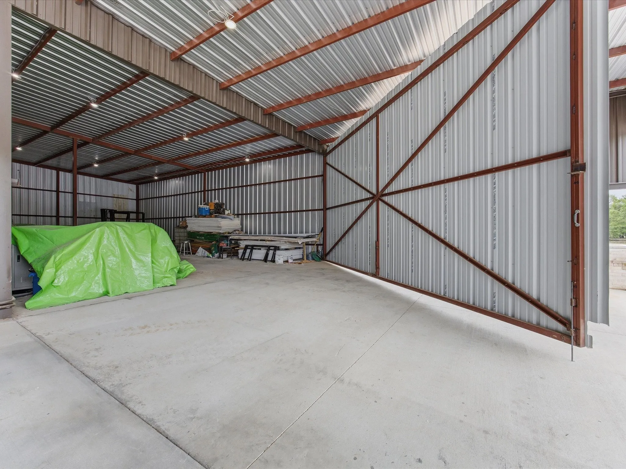Single Family Residence For Sale in Van Zandt County , 603 S Houston Street, Edgewood, Texas 75117, 7 Bedrooms, 4 Bathrooms, 10 Garage spaces, 3,645 Sqft, built in 2025, Preowned, Price $1,249,000, mls#21221887, Real Estate Agent in Edgewood, Homes For Sale in Van Zandt county, Homes For Sale in Edgewood, Realtor in Edgewood Texas, Real Estate Brokerage Independent Realty Texas, Luminita Cordes Realtor