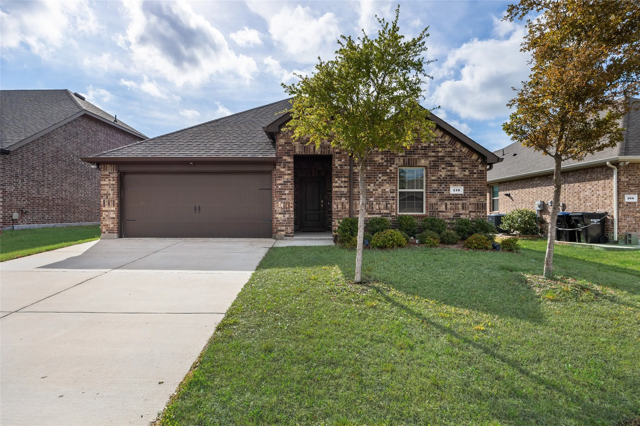 Single Family Residence For Sale in Hunt County , 110 Whitetail Way, Caddo Mills, Texas 75135, 4 Bedroom, 2 Bathroom, 2 Garage spaces, 2,017 Sqft, built in 2021, Preowned, mls#21224530, Real Estate Agent in Caddo Mills, Homes For Sale in Hunt county, Homes For Sale in Caddo Mills, Realtor in Caddo Mills Texas, Real Estate Brokerage Independent Realty Texas, Luminita Cordes Realtor