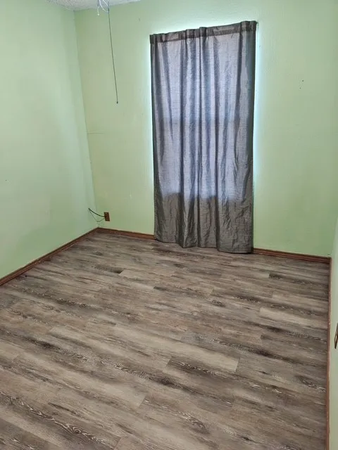 Single Family Residence For Sale in Henderson County , 209 Pierce Drive, Mabank, Texas 75156, 4 Bedroom, 2 Bathroom, Garage spaces, 2,229 Sqft, built in 1995, mls#21224290, Real Estate Agent in Mabank, Homes For Sale in Henderson county, Homes For Sale in Mabank, Realtor in Mabank Texas, Real Estate Brokerage Independent Realty Texas, Luminita Cordes Realtor