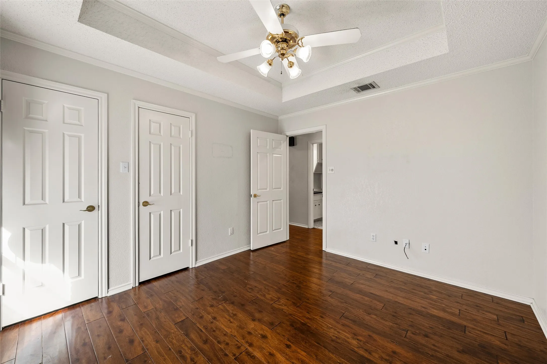 Single Family Residence For Sale in Mc Lennan County , 418 Riverview Drive, Woodway, Texas 76712, 4 Bedroom, 3 Bathroom, 2 Garage spaces, 3,773 Sqft, built in 1989, mls#21222917, Real Estate Agent in Woodway, Homes For Sale in Mc Lennan county, Homes For Sale in Woodway, Realtor in Woodway Texas, Real Estate Brokerage Independent Realty Texas, Luminita Cordes Realtor