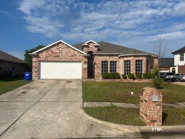 Single Family Residence For Rent in Kaufman County , 2105 Cardinal Drive, Forney, Texas 75126, 4 Bedroom, 2 Bathroom, 2 Garage spaces, 1,763 Sqft, built in 2006, mls#21225806, Real Estate Agent in Forney, Homes For Rent in Kaufman county, Homes For Rent in Forney, Realtor in Forney Texas, Real Estate Brokerage Independent Realty Texas, Luminita Cordes Realtor