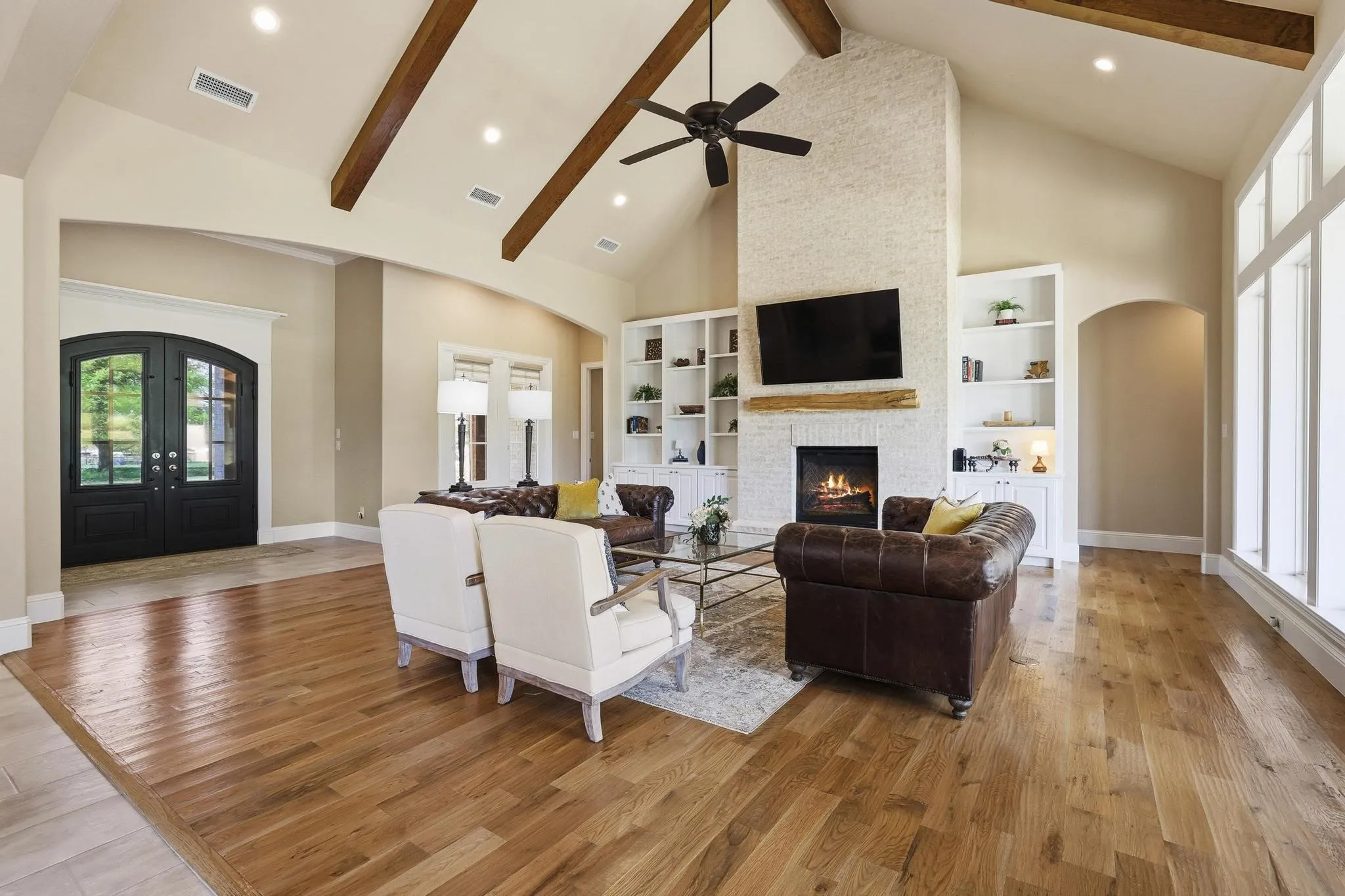 Single Family Residence For Sale in Denton County , 5999 Ranch Estates Road, Krugerville, Texas 76227, 4 Bedroom, 4 Bathroom, 3 Garage spaces, 3,300 Sqft, built in 2020, Preowned, mls#21207740, Real Estate Agent in Krugerville, Homes For Sale in Denton county, Homes For Sale in Krugerville, Realtor in Krugerville Texas, Real Estate Brokerage Independent Realty Texas, Luminita Cordes Realtor