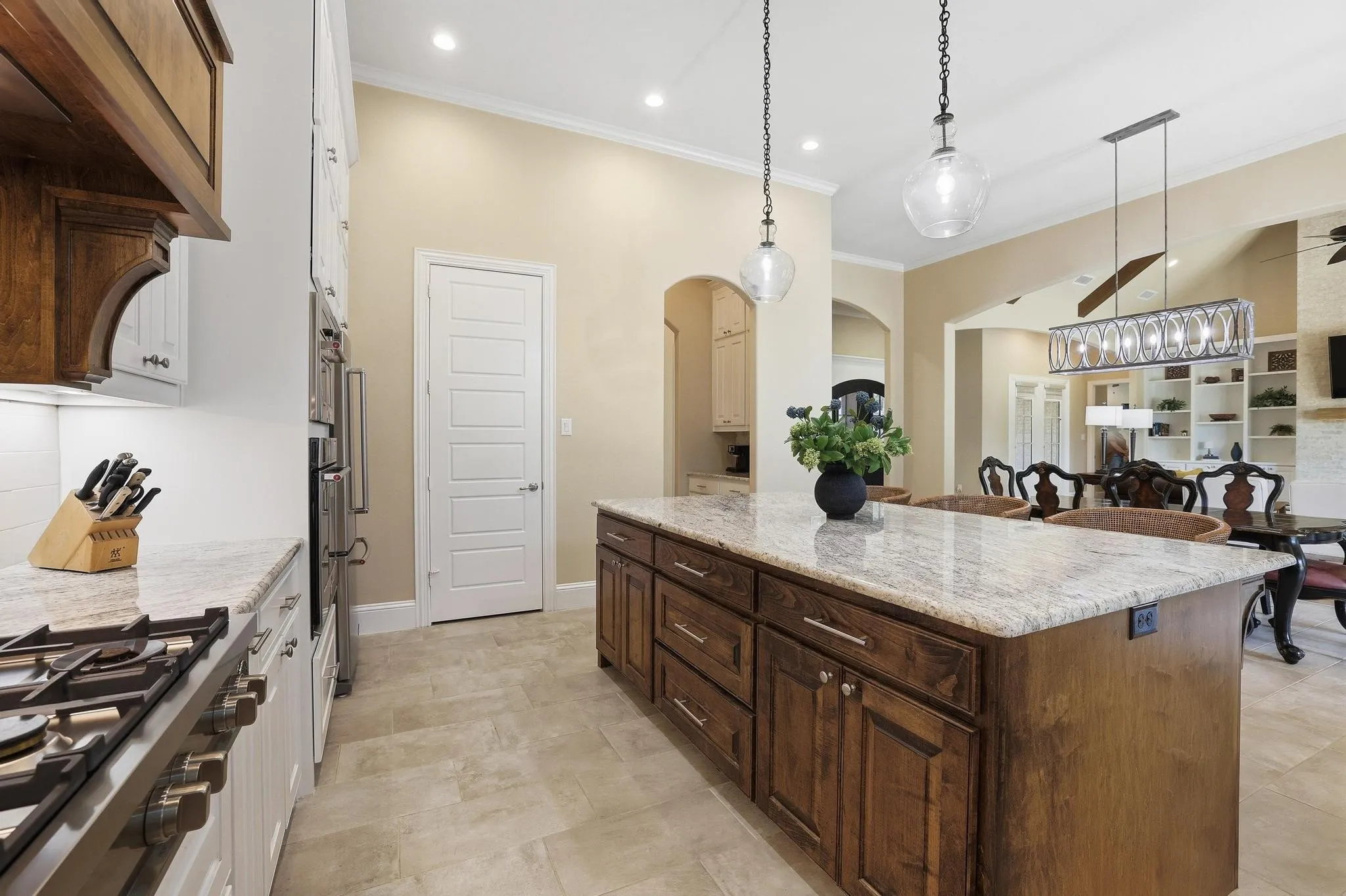 Single Family Residence For Sale in Denton County , 5999 Ranch Estates Road, Krugerville, Texas 76227, 4 Bedroom, 4 Bathroom, 3 Garage spaces, 3,300 Sqft, built in 2020, Preowned, mls#21207740, Real Estate Agent in Krugerville, Homes For Sale in Denton county, Homes For Sale in Krugerville, Realtor in Krugerville Texas, Real Estate Brokerage Independent Realty Texas, Luminita Cordes Realtor