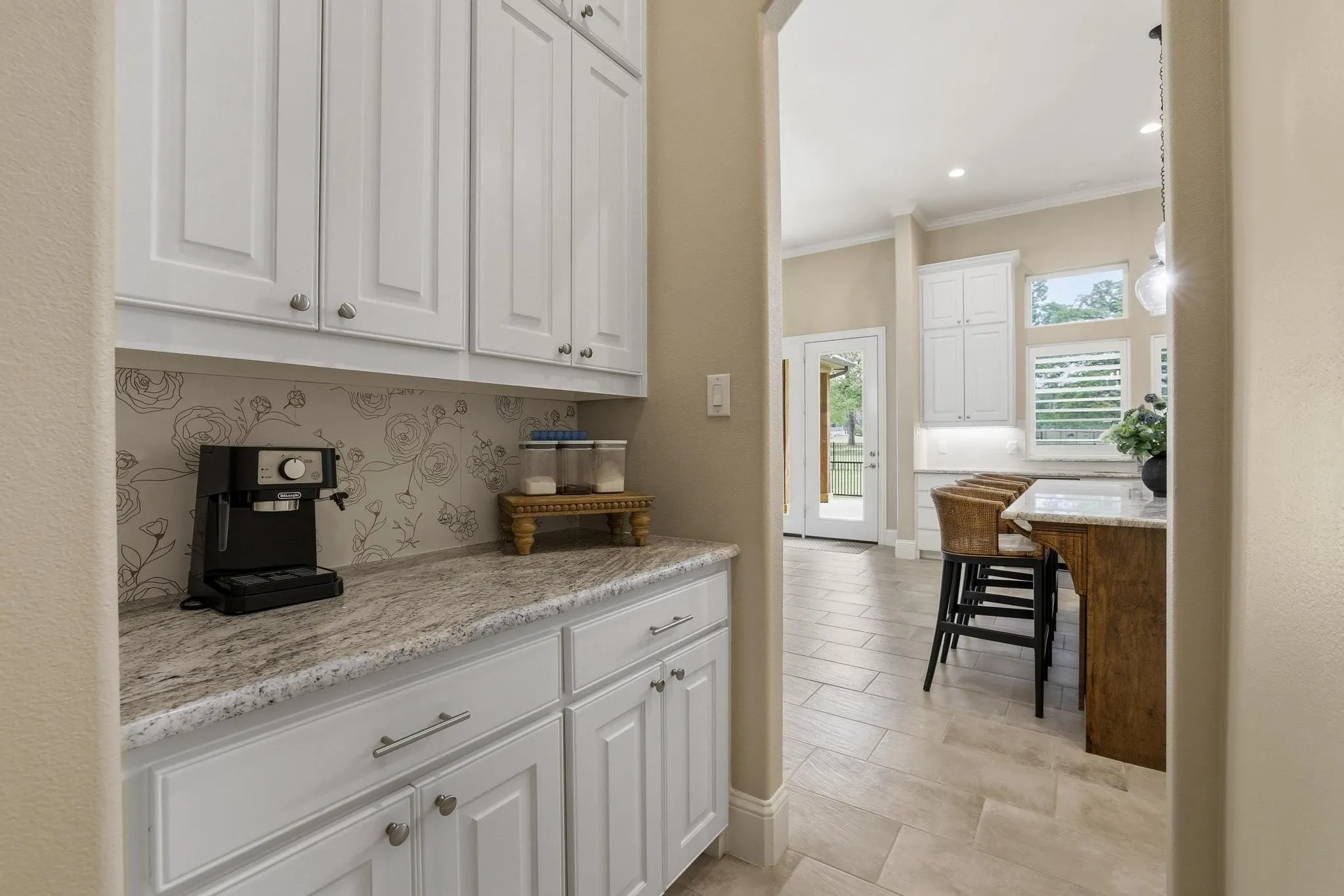 Single Family Residence For Sale in Denton County , 5999 Ranch Estates Road, Krugerville, Texas 76227, 4 Bedroom, 4 Bathroom, 3 Garage spaces, 3,300 Sqft, built in 2020, Preowned, mls#21207740, Real Estate Agent in Krugerville, Homes For Sale in Denton county, Homes For Sale in Krugerville, Realtor in Krugerville Texas, Real Estate Brokerage Independent Realty Texas, Luminita Cordes Realtor