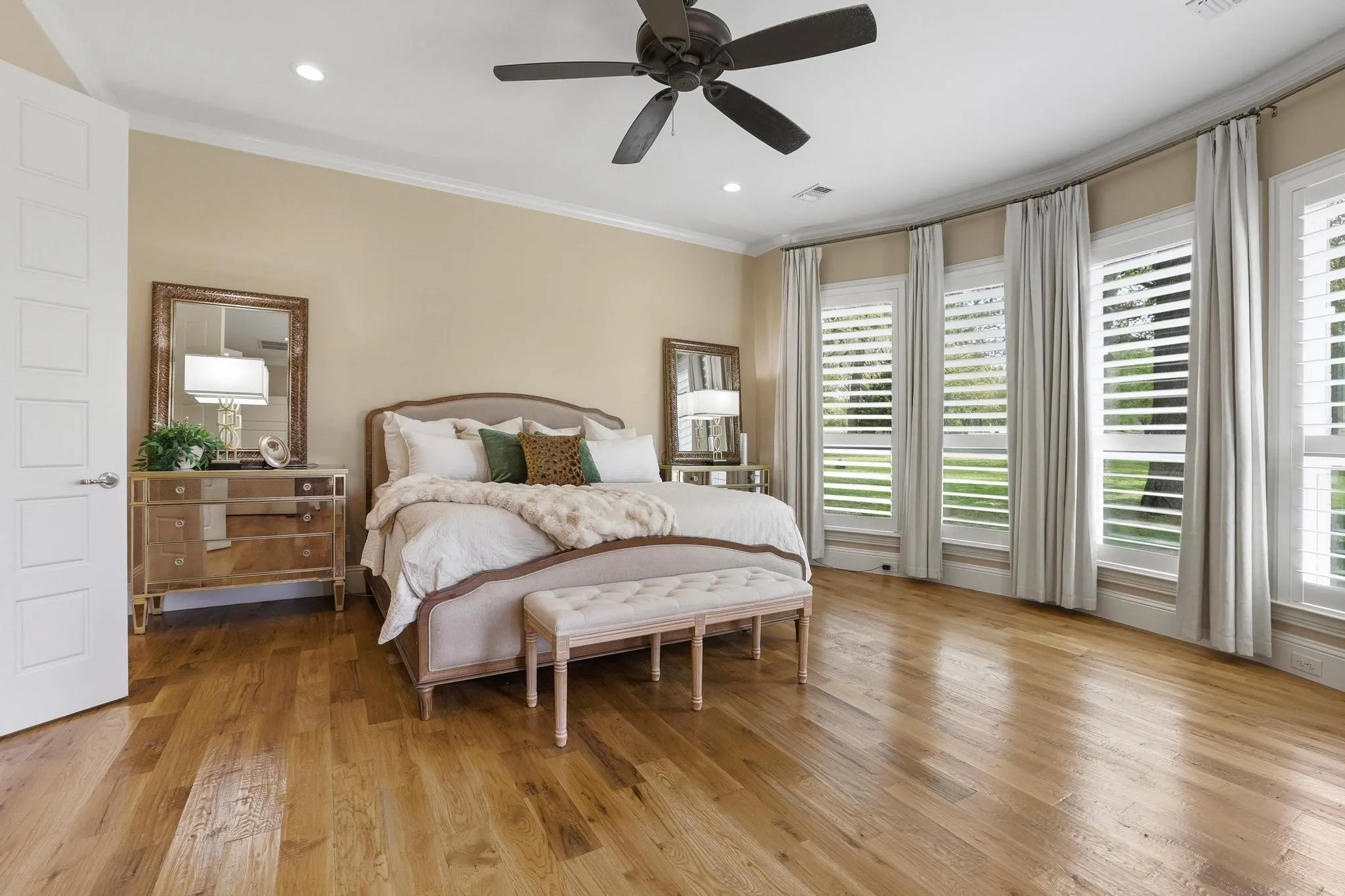 Single Family Residence For Sale in Denton County , 5999 Ranch Estates Road, Krugerville, Texas 76227, 4 Bedroom, 4 Bathroom, 3 Garage spaces, 3,300 Sqft, built in 2020, Preowned, mls#21207740, Real Estate Agent in Krugerville, Homes For Sale in Denton county, Homes For Sale in Krugerville, Realtor in Krugerville Texas, Real Estate Brokerage Independent Realty Texas, Luminita Cordes Realtor