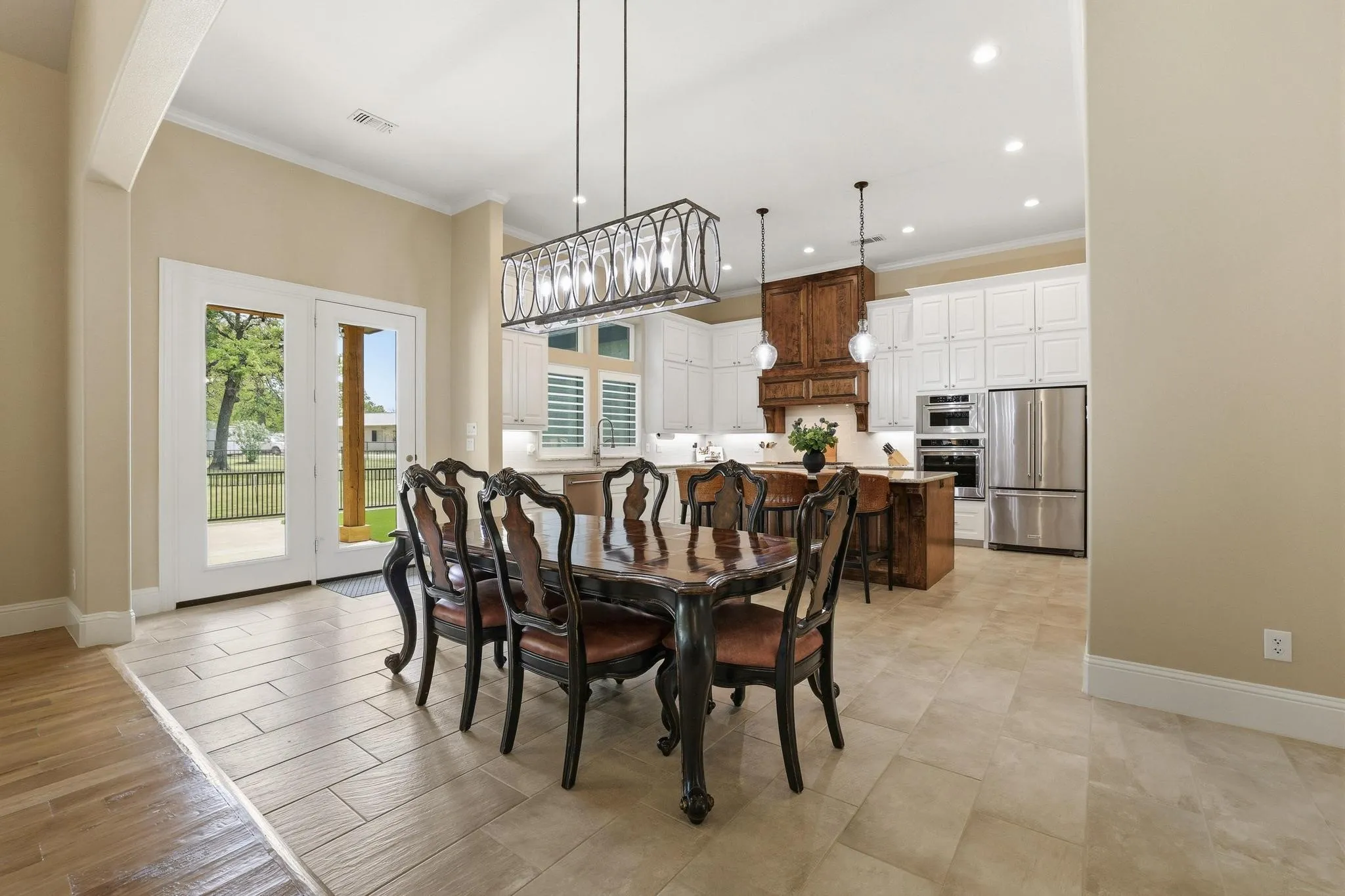 Single Family Residence For Sale in Denton County , 5999 Ranch Estates Road, Krugerville, Texas 76227, 4 Bedroom, 4 Bathroom, 3 Garage spaces, 3,300 Sqft, built in 2020, Preowned, mls#21207740, Real Estate Agent in Krugerville, Homes For Sale in Denton county, Homes For Sale in Krugerville, Realtor in Krugerville Texas, Real Estate Brokerage Independent Realty Texas, Luminita Cordes Realtor