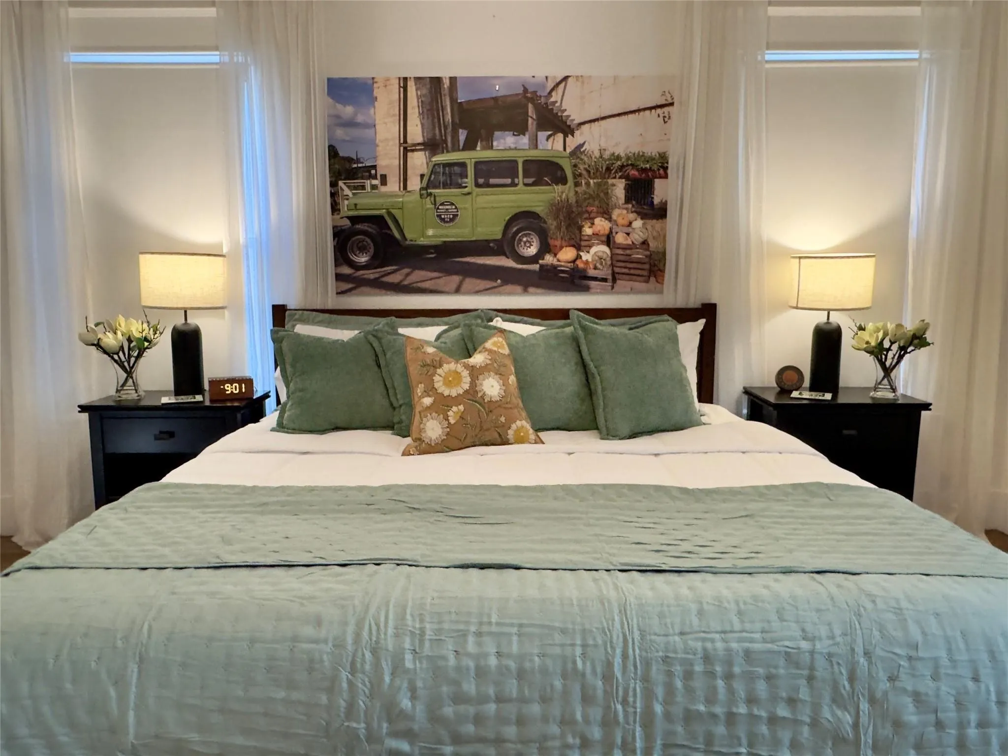 Single Family Residence For Sale in Mc Lennan County , 2018 Columbus Avenue, Waco, Texas 76701, 5 Bedroom, 2 Bathroom, 2 Garage spaces, 1,962 Sqft, built in 1920, mls#21223102, Real Estate Agent in Waco, Homes For Sale in Mc Lennan county, Homes For Sale in Waco, Realtor in Waco Texas, Real Estate Brokerage Independent Realty Texas, Luminita Cordes Realtor