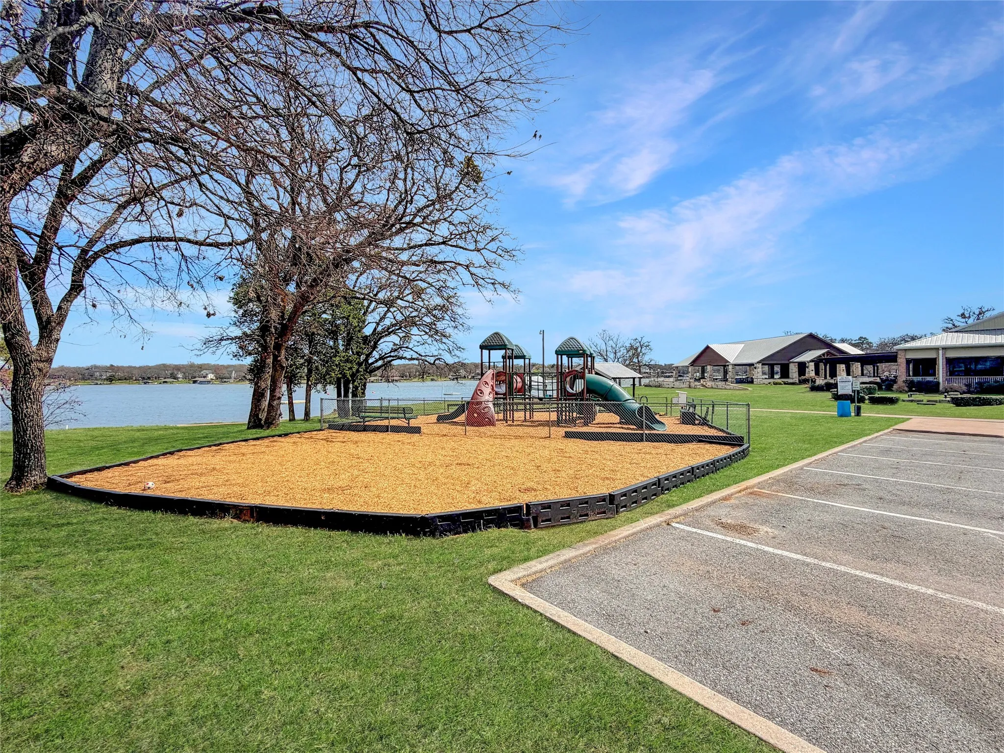 Single Family Residence For Sale in Cooke County , 742 Kiowa Drive W, Gainesville, Texas 76240, 3 Bedrooms, 2 Bathrooms, 2 Garage spaces, 2,197 Sqft, built in 1983, Preowned, Price $495,000, mls#21198705, Real Estate Agent in Gainesville, Homes For Sale in Cooke county, Homes For Sale in Gainesville, Realtor in Gainesville Texas, Real Estate Brokerage Independent Realty Texas, Luminita Cordes Realtor