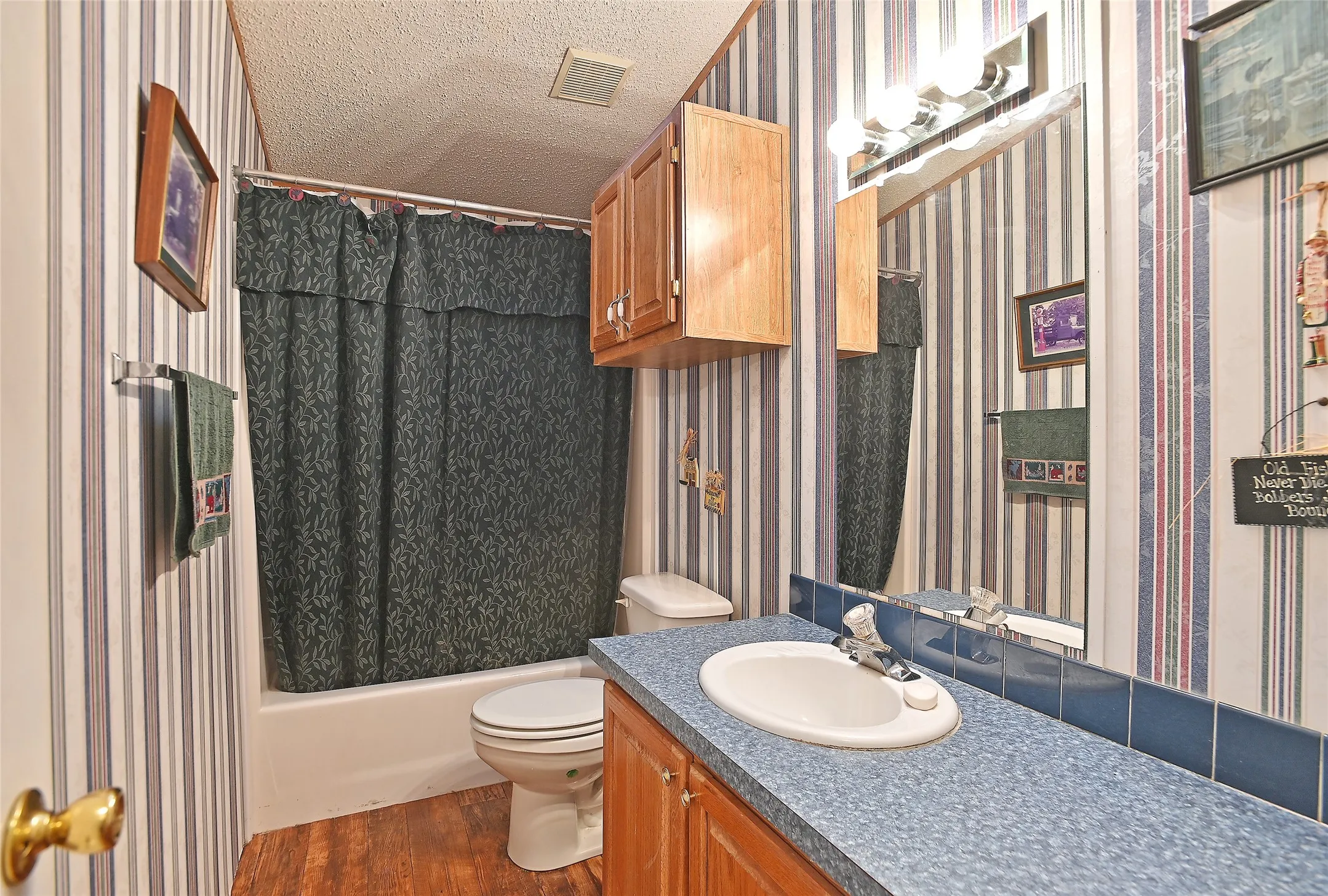 Mobile Home For Sale in Eastland County , 212 County Road 594, Eastland, Texas 76448, 4 Bedroom, 2 Bathroom, 2 Garage spaces, 1,492 Sqft, built in 2000, mls#21224734, Real Estate Agent in Eastland, Homes For Sale in Eastland county, Homes For Sale in Eastland, Realtor in Eastland Texas, Real Estate Brokerage Independent Realty Texas, Luminita Cordes Realtor