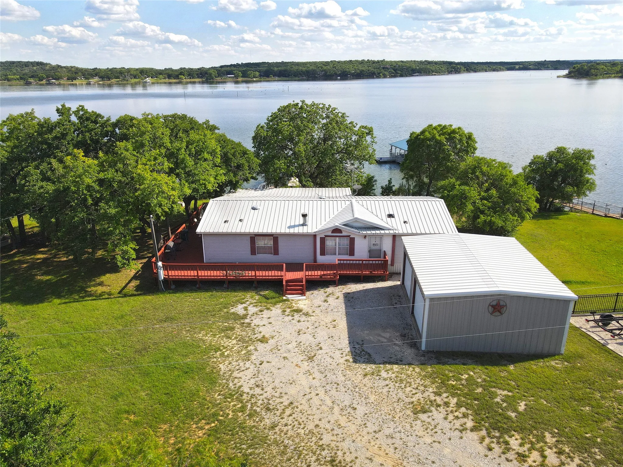 Mobile Home For Sale in Eastland County , 212 County Road 594, Eastland, Texas 76448, 4 Bedroom, 2 Bathroom, 2 Garage spaces, 1,492 Sqft, built in 2000, mls#21224734, Real Estate Agent in Eastland, Homes For Sale in Eastland county, Homes For Sale in Eastland, Realtor in Eastland Texas, Real Estate Brokerage Independent Realty Texas, Luminita Cordes Realtor