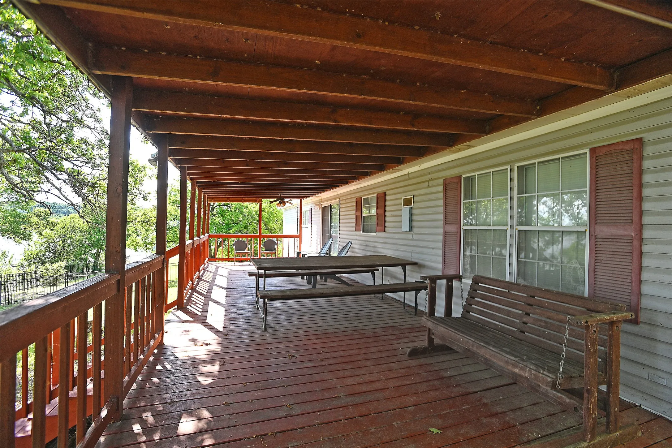 Mobile Home For Sale in Eastland County , 212 County Road 594, Eastland, Texas 76448, 4 Bedroom, 2 Bathroom, 2 Garage spaces, 1,492 Sqft, built in 2000, mls#21224734, Real Estate Agent in Eastland, Homes For Sale in Eastland county, Homes For Sale in Eastland, Realtor in Eastland Texas, Real Estate Brokerage Independent Realty Texas, Luminita Cordes Realtor