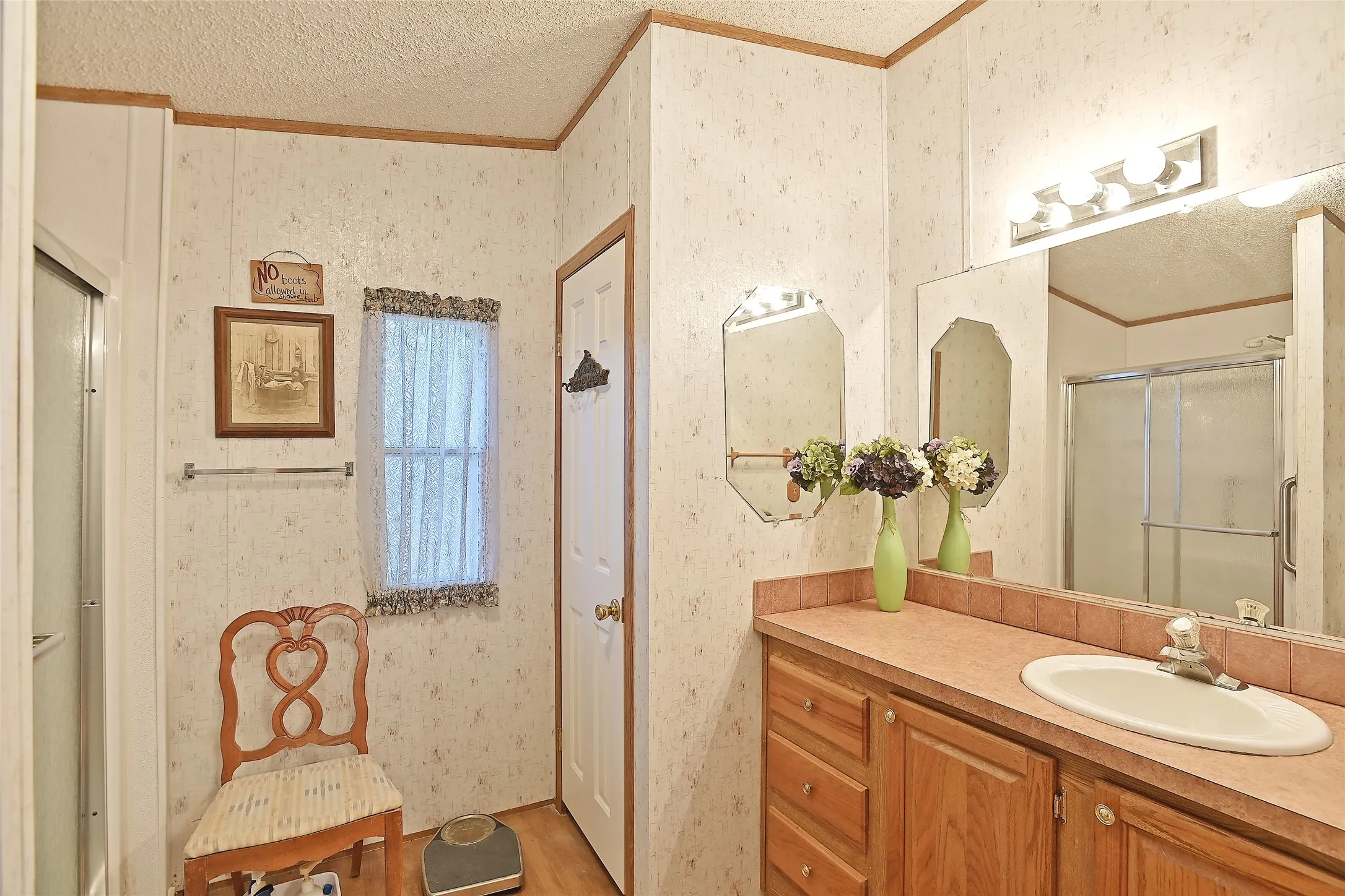 Mobile Home For Sale in Eastland County , 212 County Road 594, Eastland, Texas 76448, 4 Bedroom, 2 Bathroom, 2 Garage spaces, 1,492 Sqft, built in 2000, mls#21224734, Real Estate Agent in Eastland, Homes For Sale in Eastland county, Homes For Sale in Eastland, Realtor in Eastland Texas, Real Estate Brokerage Independent Realty Texas, Luminita Cordes Realtor