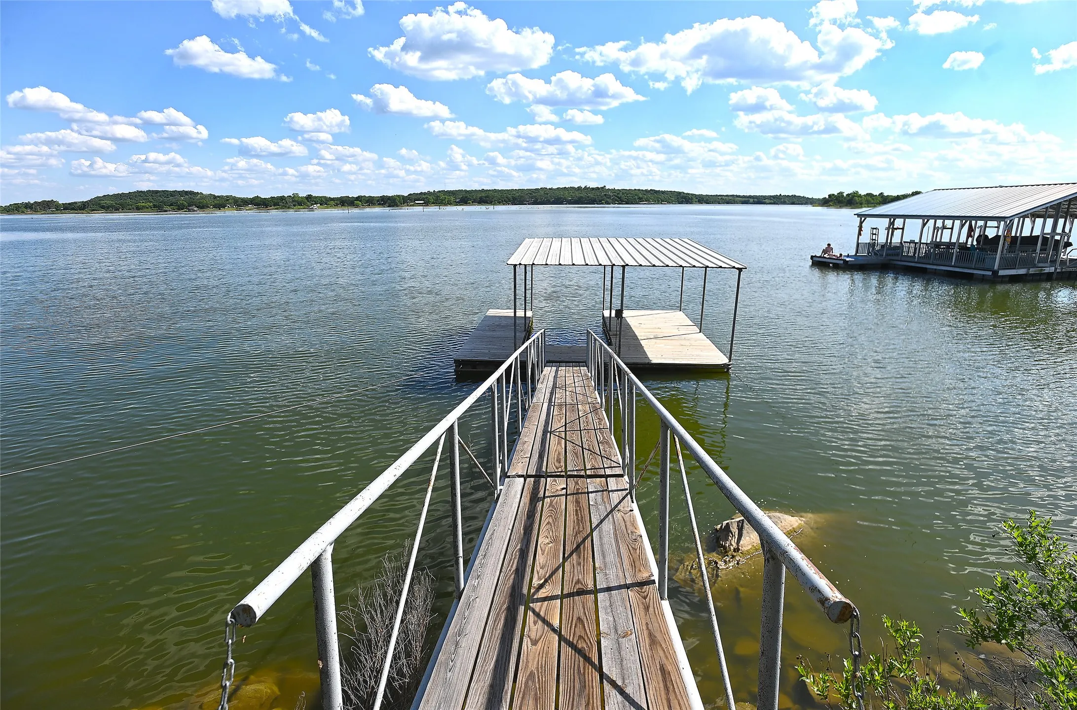 Mobile Home For Sale in Eastland County , 212 County Road 594, Eastland, Texas 76448, 4 Bedroom, 2 Bathroom, 2 Garage spaces, 1,492 Sqft, built in 2000, mls#21224734, Real Estate Agent in Eastland, Homes For Sale in Eastland county, Homes For Sale in Eastland, Realtor in Eastland Texas, Real Estate Brokerage Independent Realty Texas, Luminita Cordes Realtor