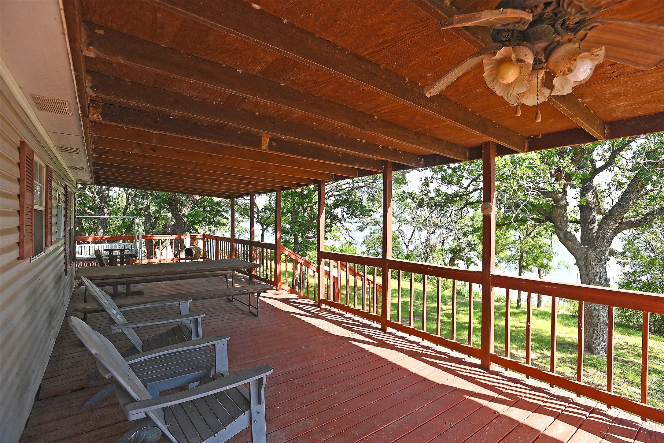 Mobile Home For Sale in Eastland County , 212 County Road 594, Eastland, Texas 76448, 4 Bedroom, 2 Bathroom, 2 Garage spaces, 1,492 Sqft, built in 2000, mls#21224734, Real Estate Agent in Eastland, Homes For Sale in Eastland county, Homes For Sale in Eastland, Realtor in Eastland Texas, Real Estate Brokerage Independent Realty Texas, Luminita Cordes Realtor