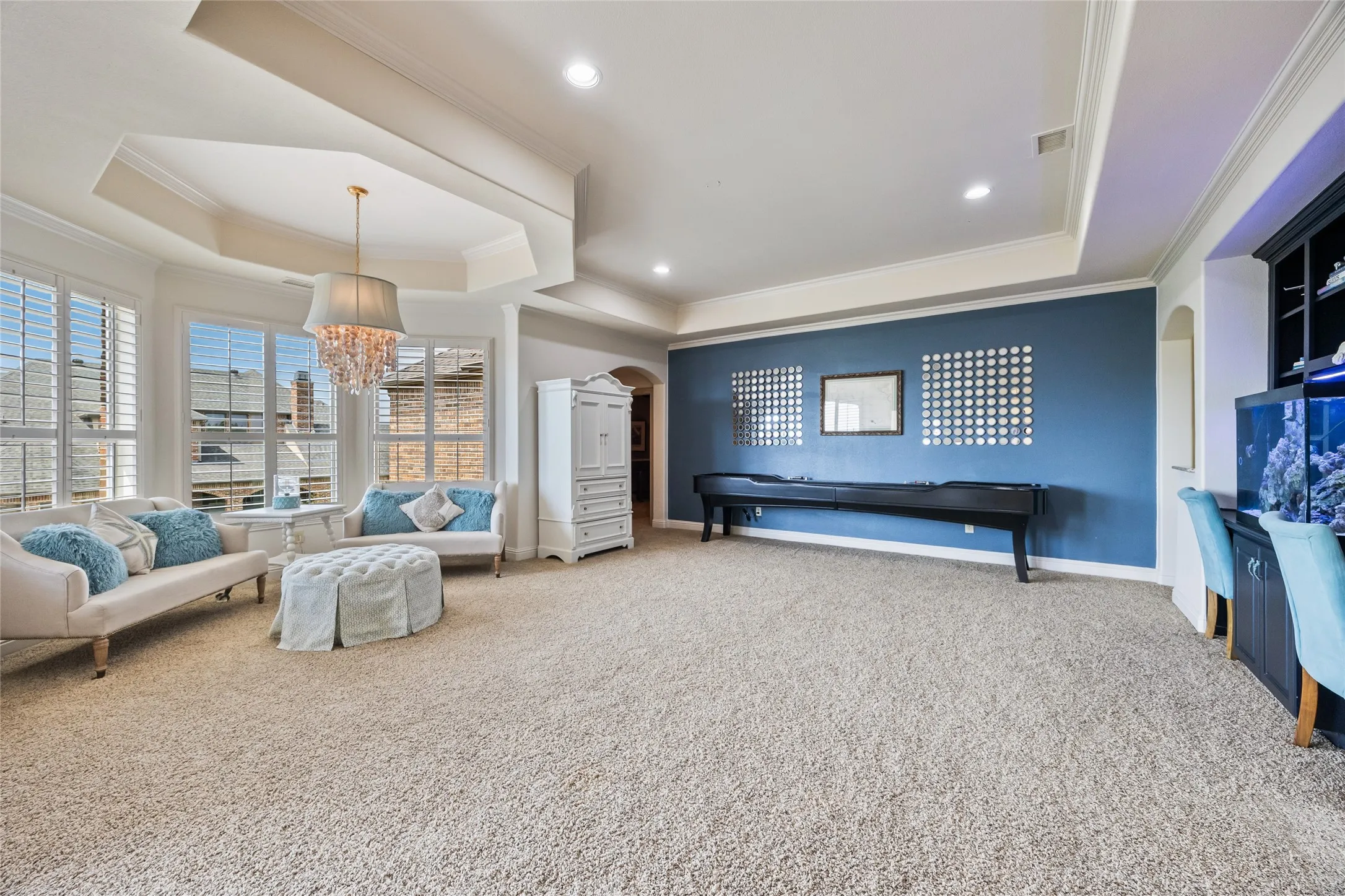 Single Family Residence For Sale in Rockwall County , 125 Manor Drive, Heath, Texas 75032, 4 Bedroom, 5 Bathroom, 4 Garage spaces, 4,737 Sqft, built in 2006, Preowned, mls#21225096, Real Estate Agent in Heath, Homes For Sale in Rockwall county, Homes For Sale in Heath, Realtor in Heath Texas, Real Estate Brokerage Independent Realty Texas, Luminita Cordes Realtor